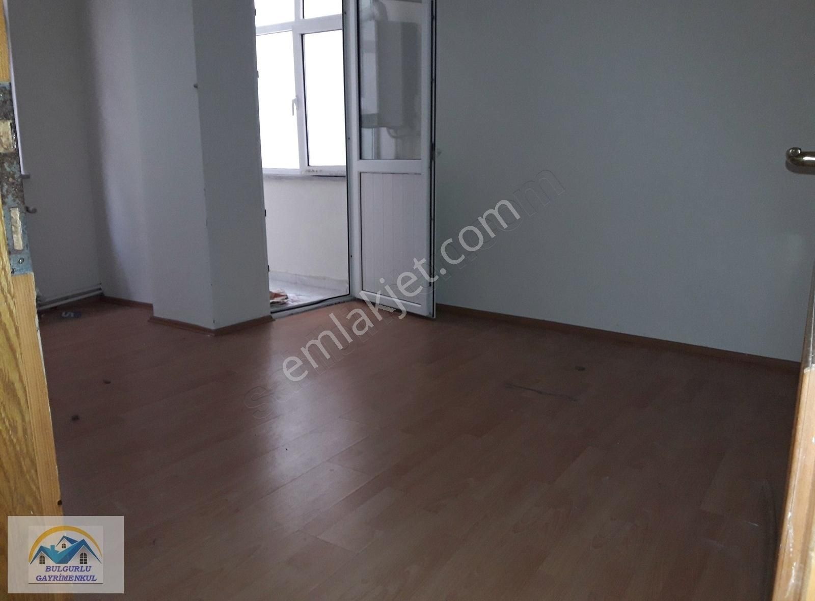 Bulgurlu Gayrimenkulden Cumhuriyet'te Uygun Ara Kat Daire. - Görsel 22