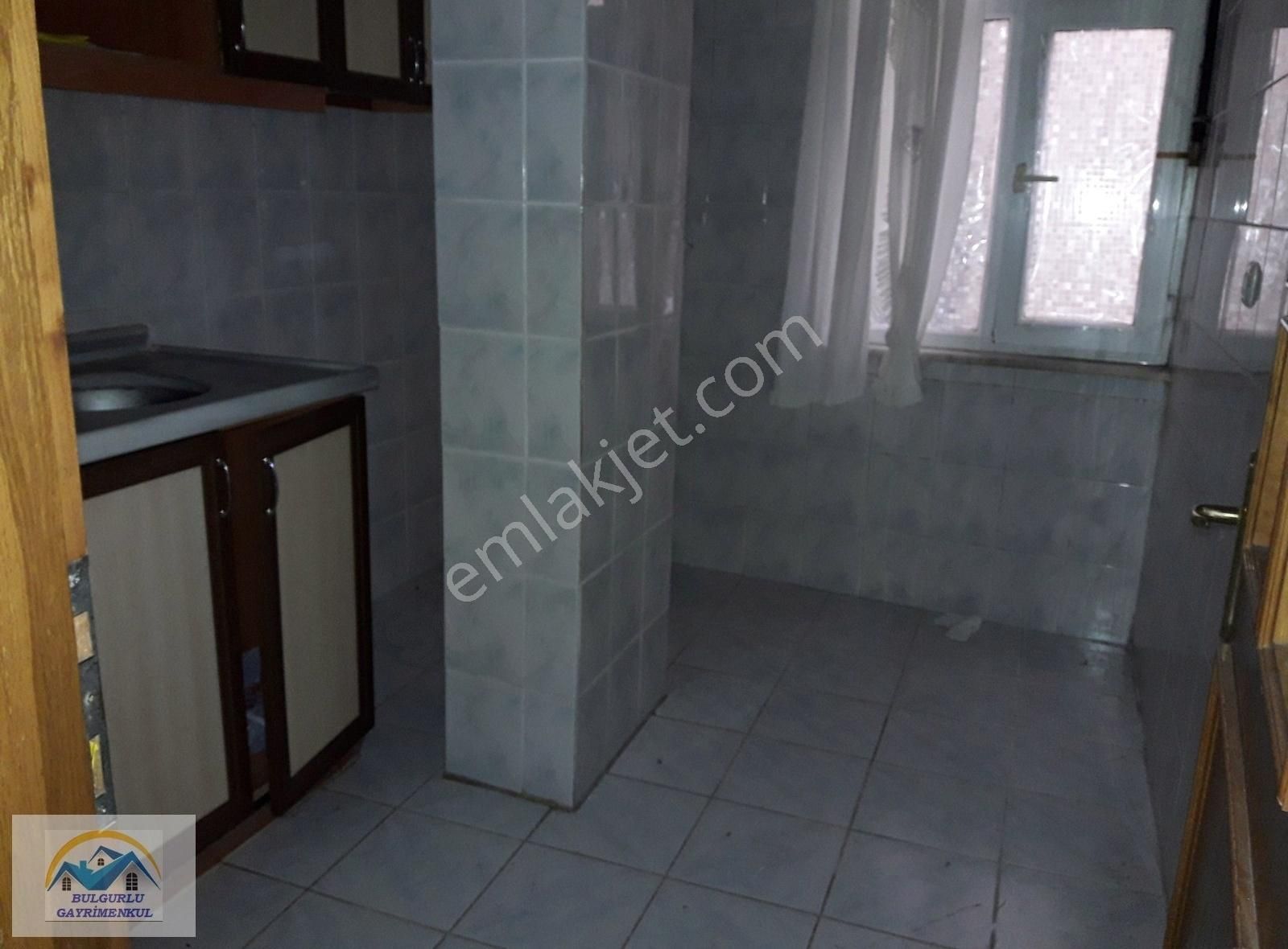 Bulgurlu Gayrimenkulden Cumhuriyet'te Uygun Ara Kat Daire. - Görsel 25
