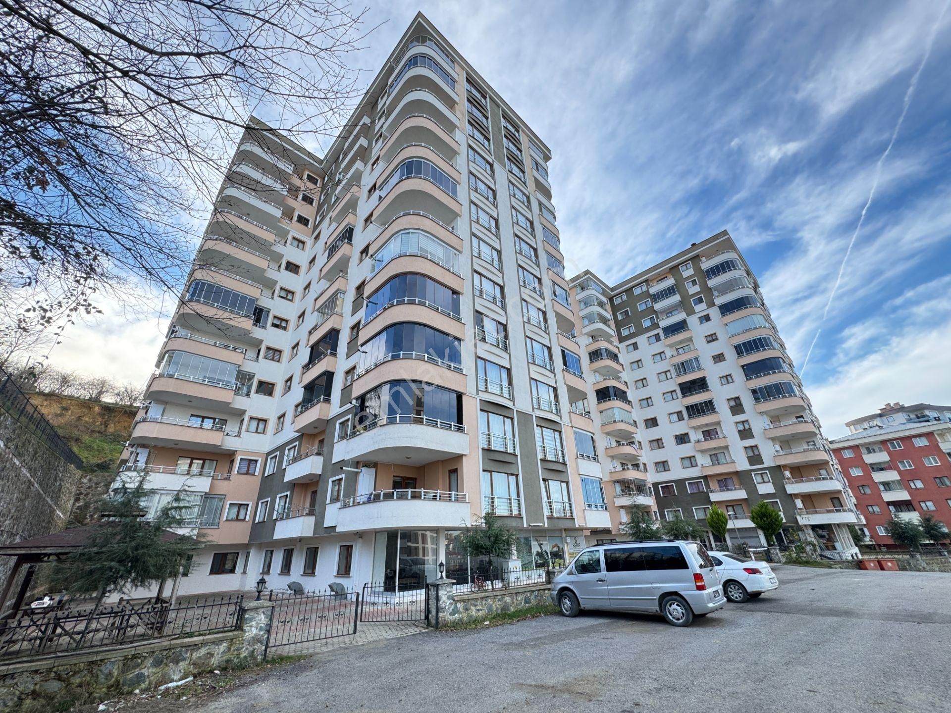 Yomra Kaşüstü Satılık Daire Trabzon Yomra Seyrantepe Sitesi 3+1deniz Manzaralı Satılık Konut