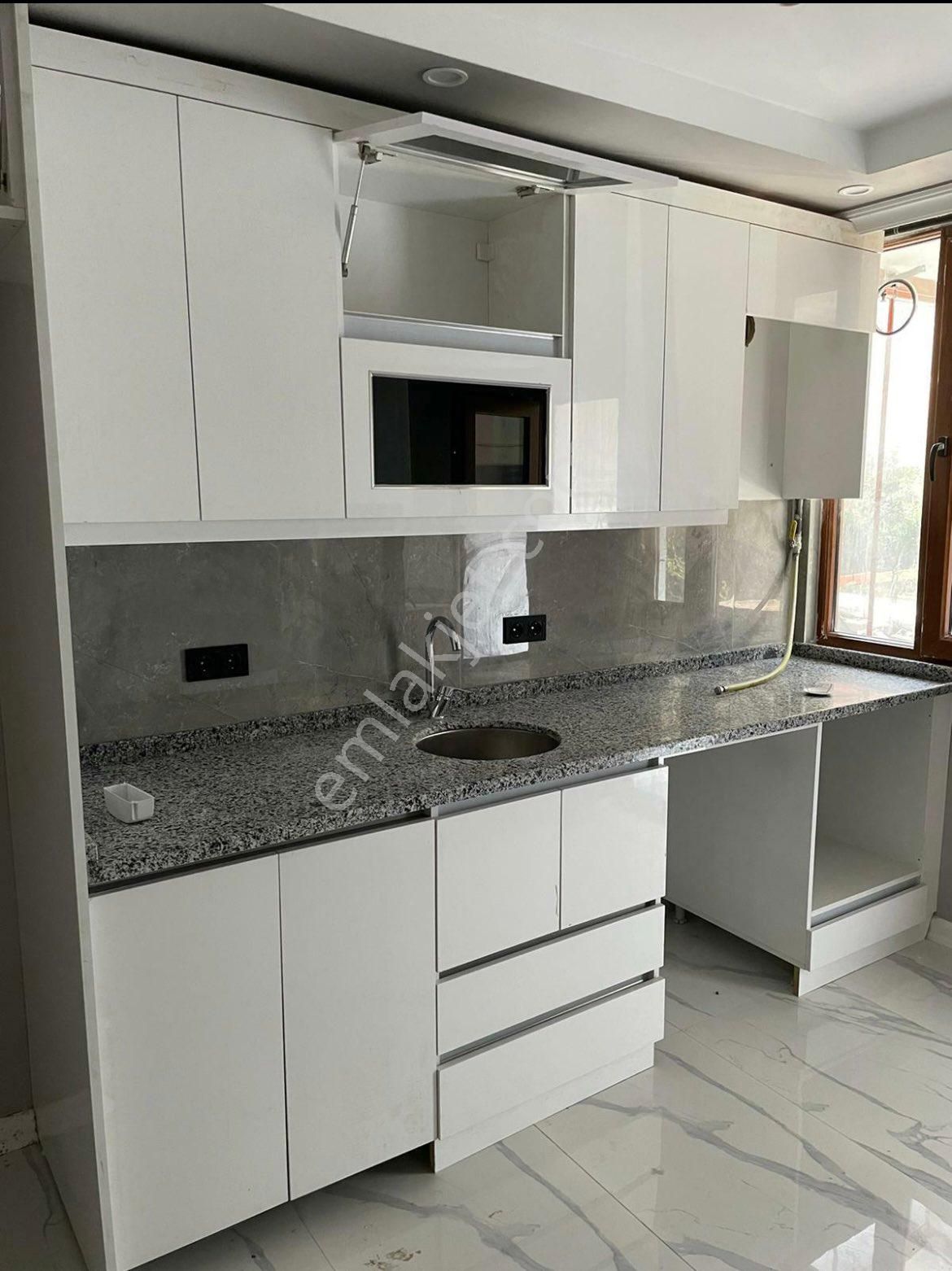 Sultangazi Gazi Kiralık Daire Gazi Mah 2+1 Lüks Kiralık Daire