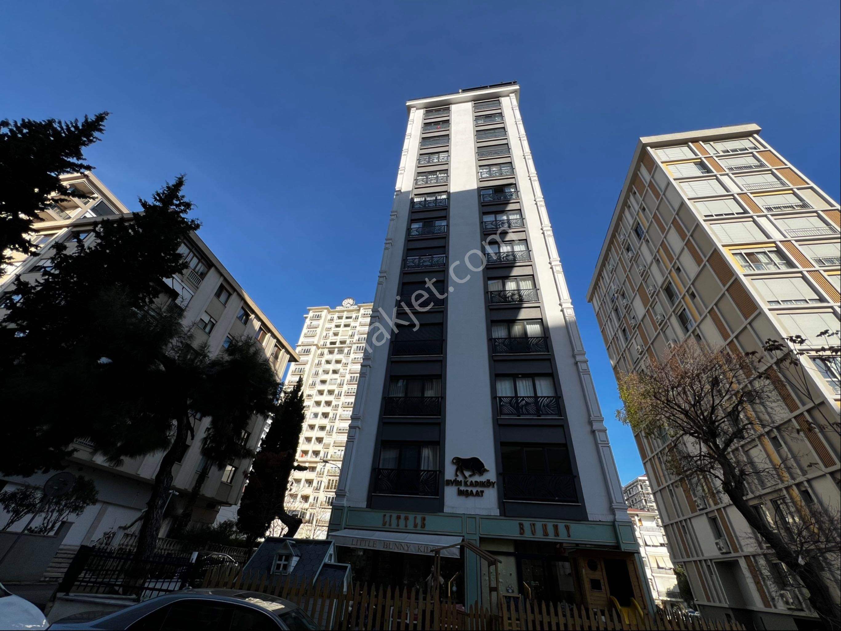 Kadıköy Bostancı Marmaraya Yakın Kiralık Daire Bostancı Dörtyolda Özel Mimari Dekorlu Katta Tek 150m² Net