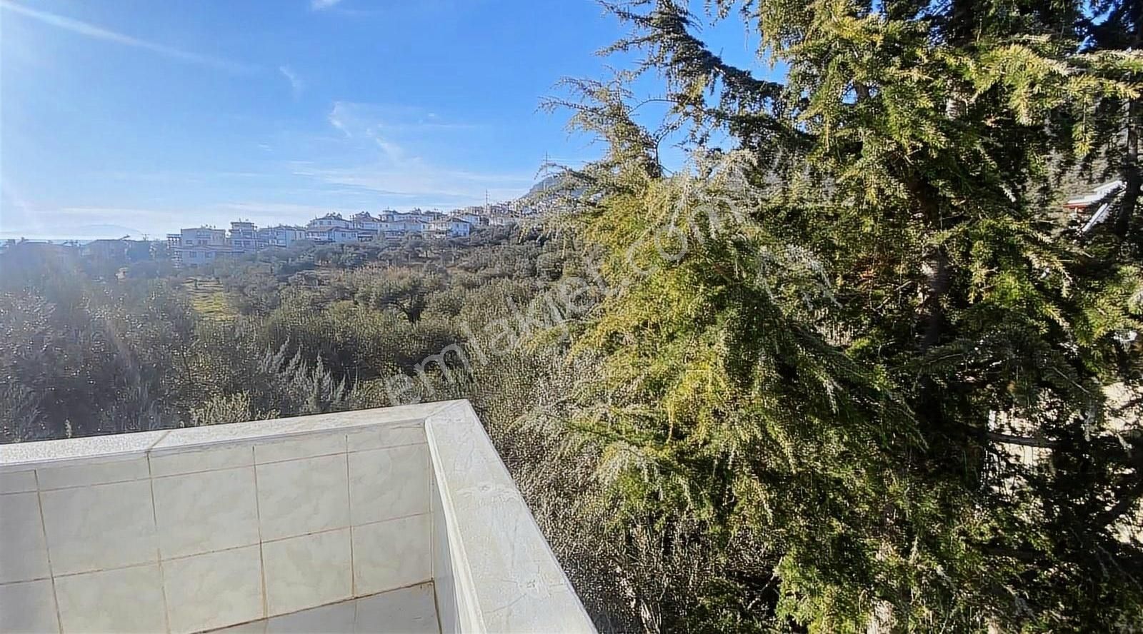 Ram İnvest'ten Küçükkuyu'da Deniz Manzaralı Satılık 6+1 Villa - Görsel 12