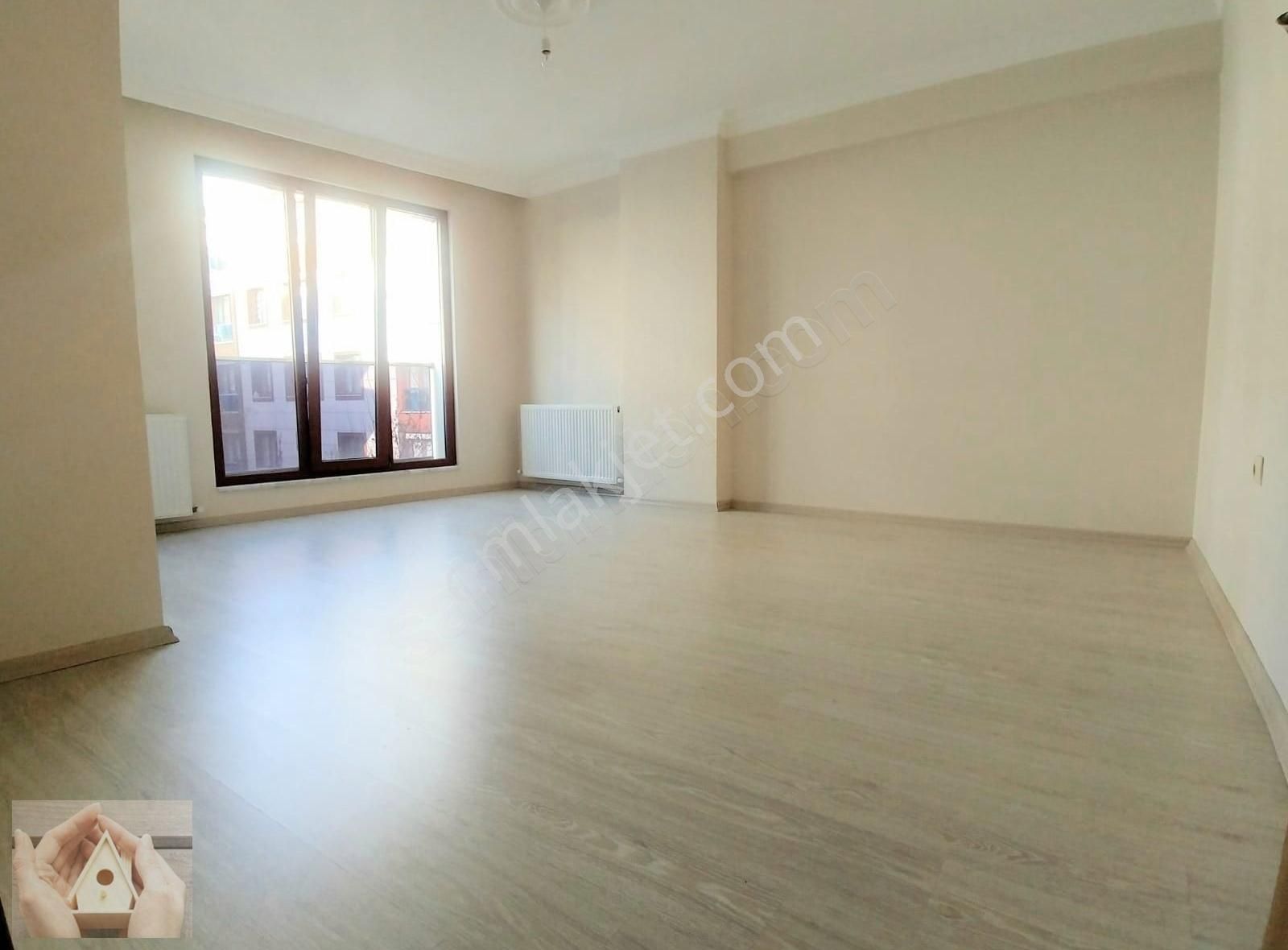 Üsküdar Bulgurlu Kiralık Daire Esen Emlak Aracılığıyla***libadiye Cad. 2.bina-arakat-yeni 3+1