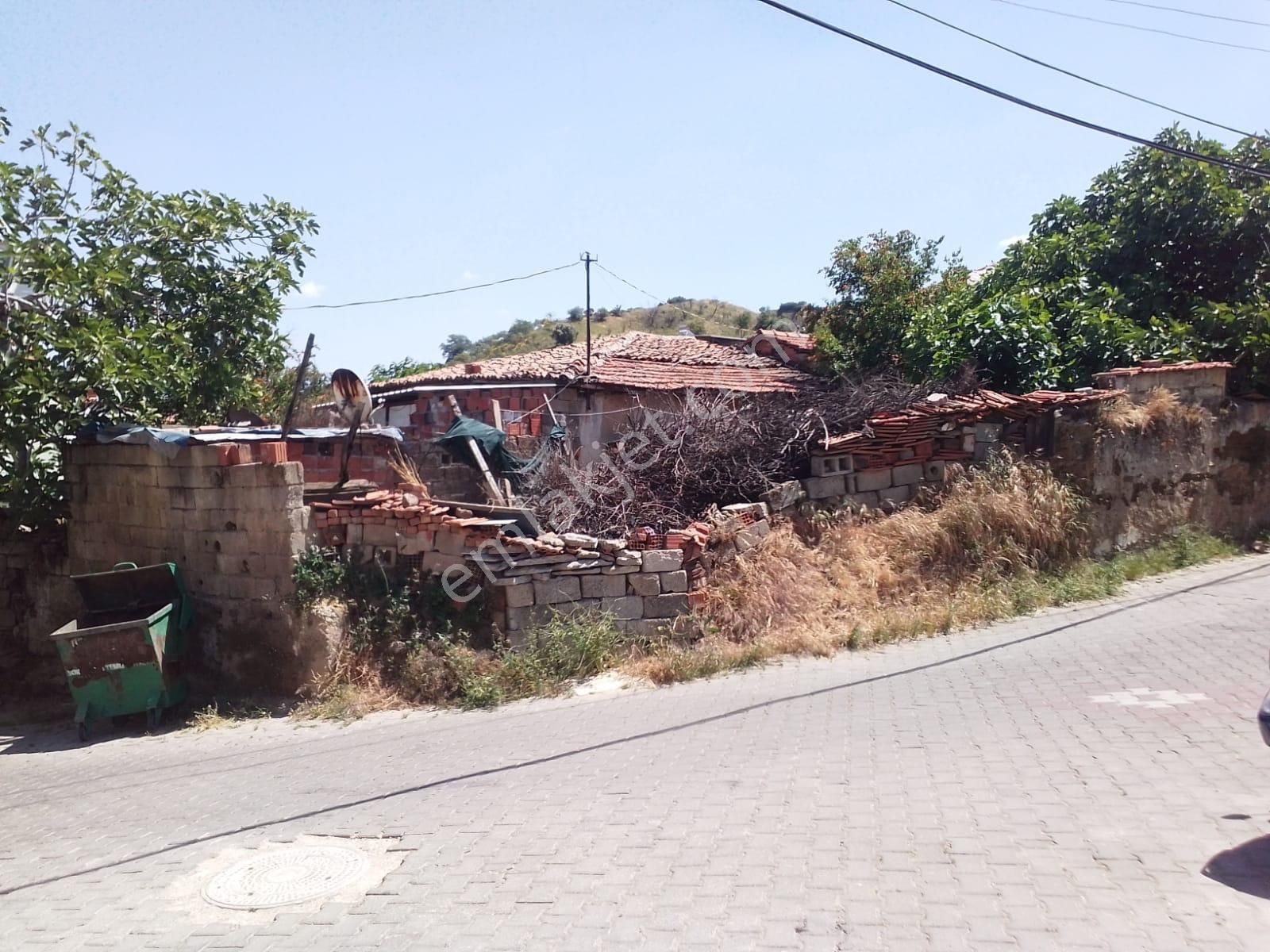 Turgutlu Avşar Satılık Arazi Ağabey Gayrimenkul Den Avşar Mahallesinde Satılık Arsa