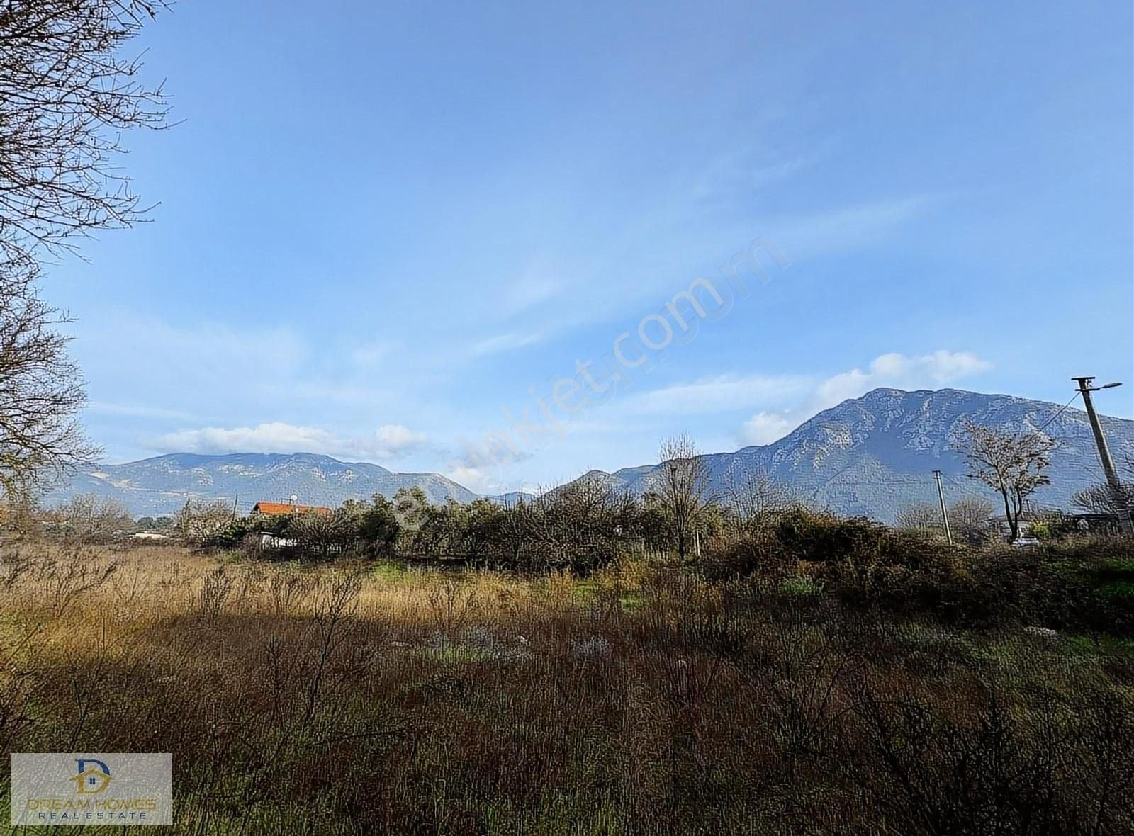 Fethiye Yeşilüzümlü Satılık Konut İmarlı Fethiye Yeşilüzümlü'de Merkezde 30-60 İmarli Arsa