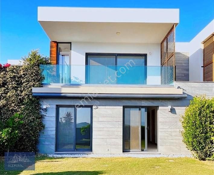 Bodrum Yeniköy Kiralık Villa Bodrum Merkezi Konumda Deniz Manzaralı Yıllık Kiralık Villa