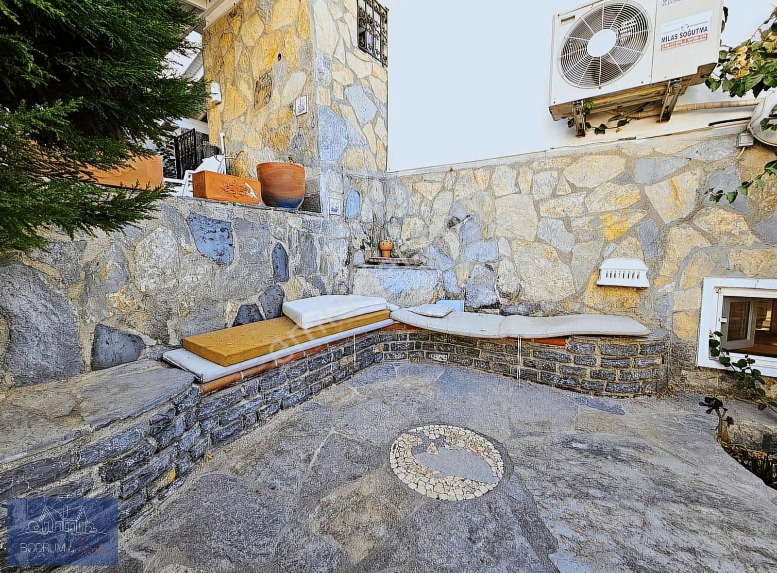 Milas Güllük Muhteşem Manzaralı Bitişik Nizam Villa - Görsel 9