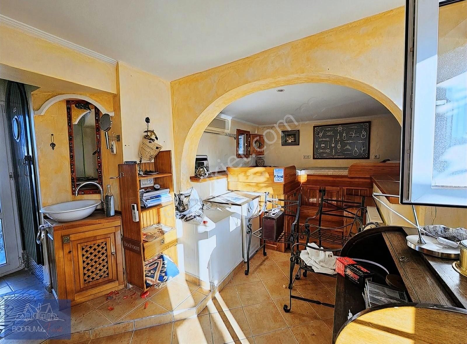 Milas Güllük Muhteşem Manzaralı Bitişik Nizam Villa - Görsel 12