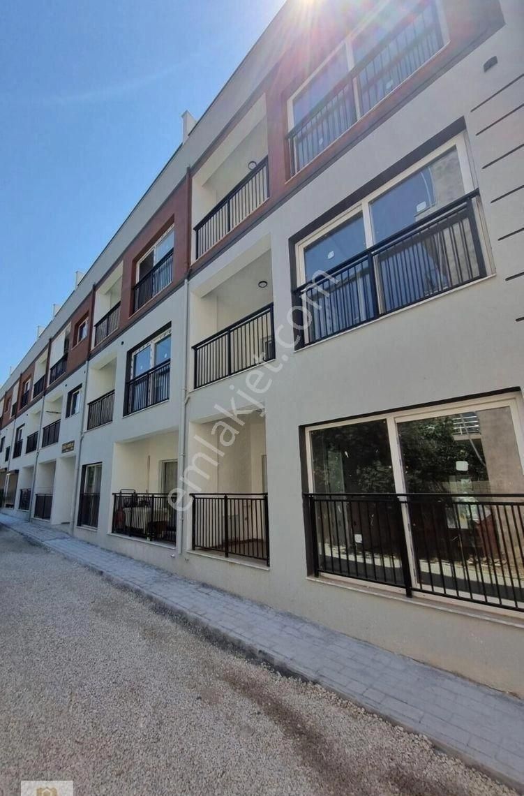 Kuşadası Güzelçamlı Satılık Daire Kuşadası Güzelçamlı’da Denize 570m 2+1 Sıfır Yapım Daire