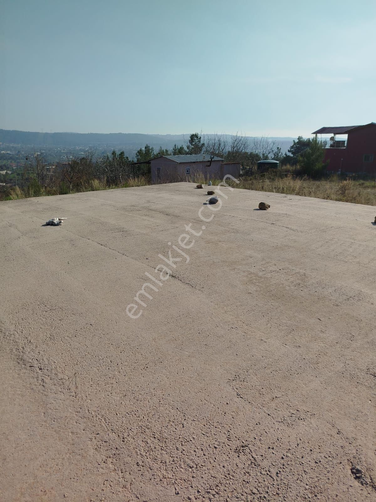 Tek Tapu Buca Kaynaklar 3650 Mkiçinde 2 Kat Ev Olan Tarla - Görsel 13