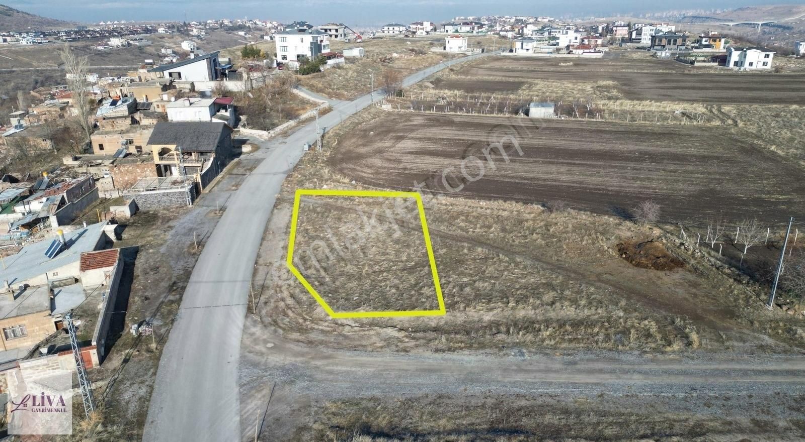 Talas Reşadiye Satılık Villa İmarlı Liva'dan Reşadiye'de 434 M² Köşe Parsel