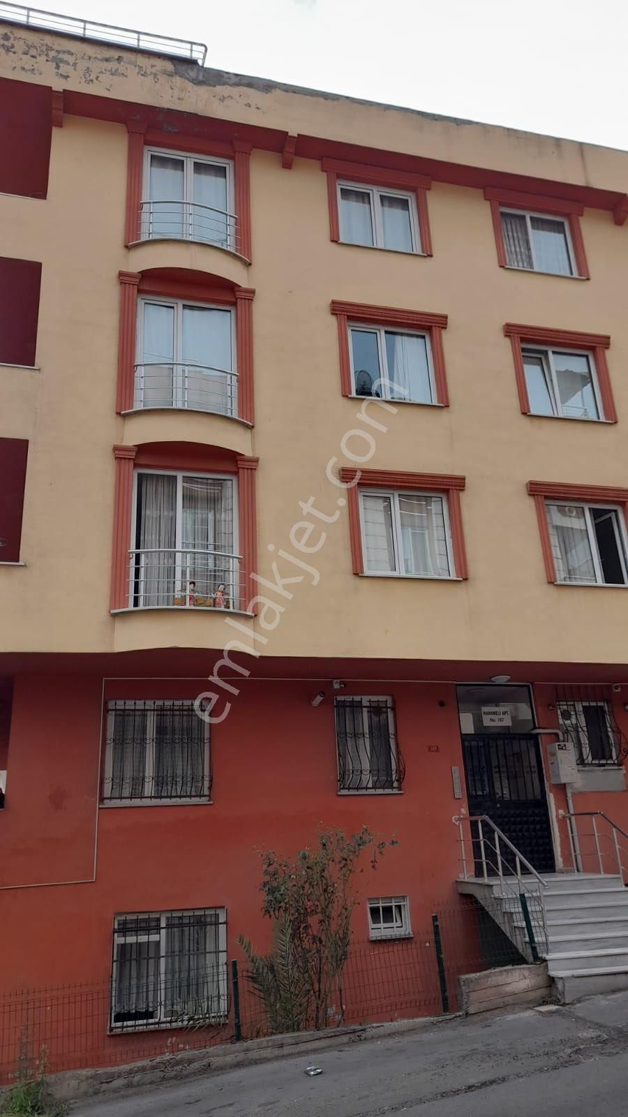 Maltepe Fındıklı Satılık Daire Fındıklı’da Satılık Güney Cephe 3+1 Yüksek Giriş Daire