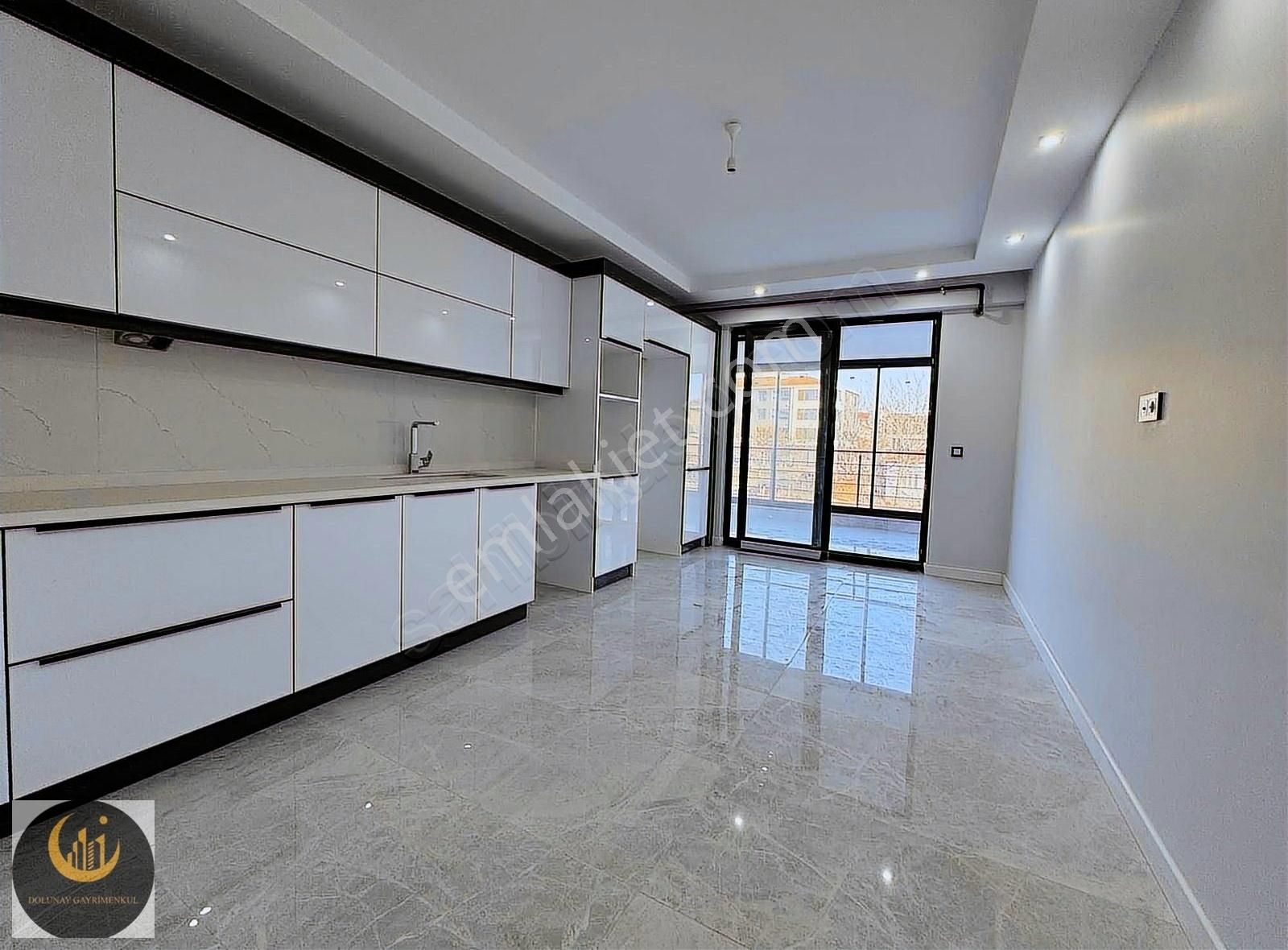 Tepebaşı Çamlıca Satılık Daire Dolunay Gayrımenkul'den Çamlıcada Site İçi Lüks 170m2 3+1 Daire