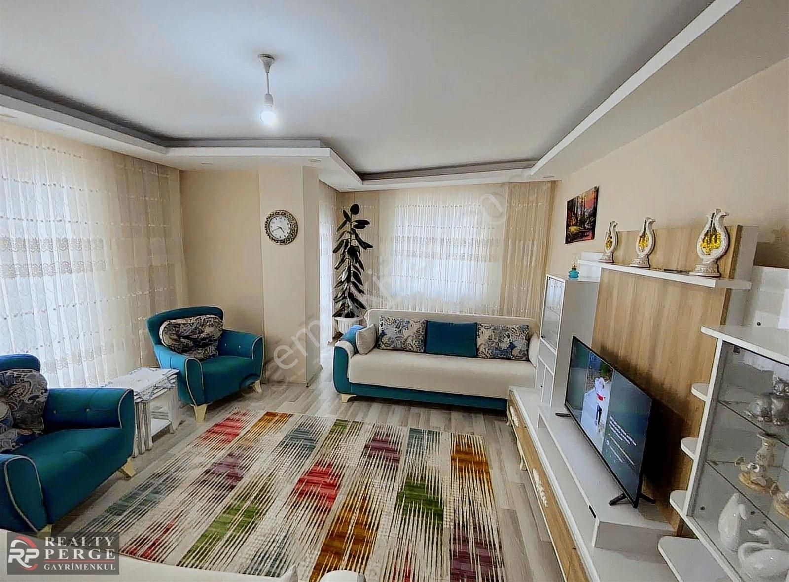 Sultanbeyli Adil Satılık Daire Realty Perge Gayrimenkulden 2+1 Ara Kat Satılık Daire