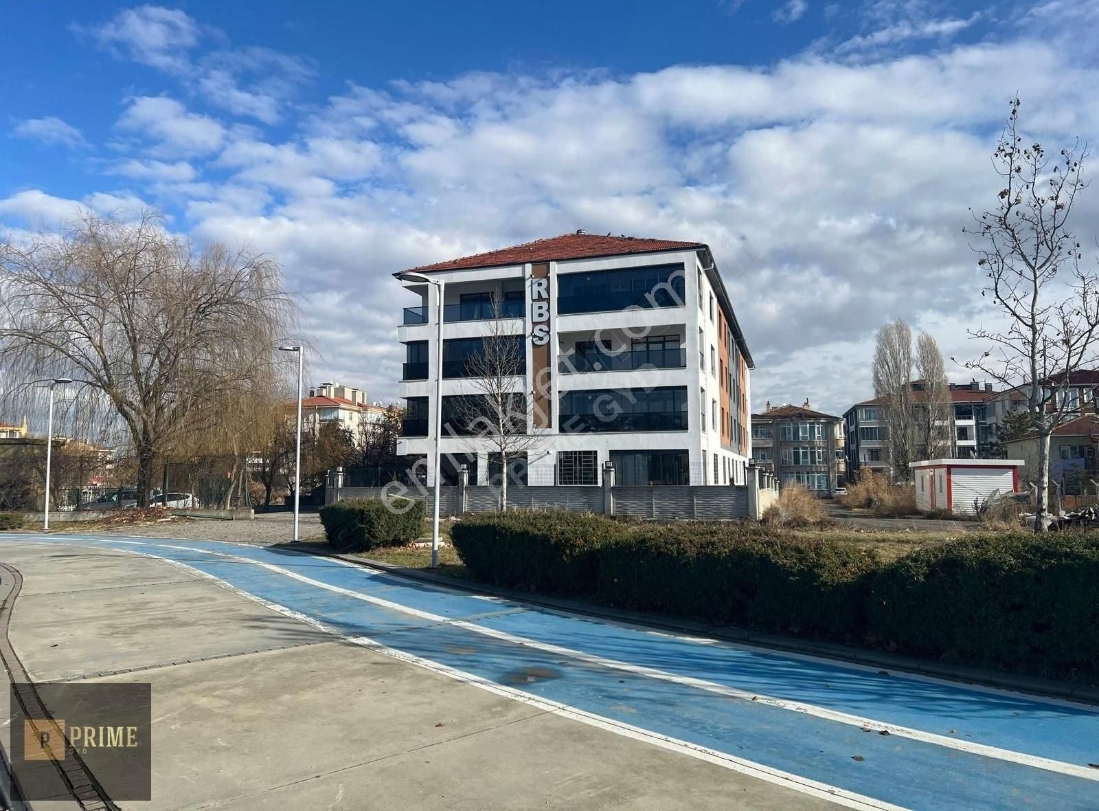 Gölbaşı Gaziosmanpaşa Satılık Daire Göle Sıfır Konum 130 M2 Yerden Isıtma Kapalı Otopark 3+1 A Plus