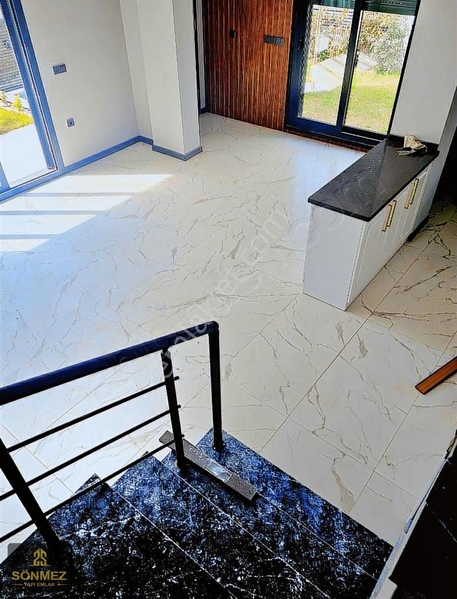 Seferihisar,mersin,alanı,mh.de Sönmez Yapı'dan 3+1satılık Yazlık - Görsel 12