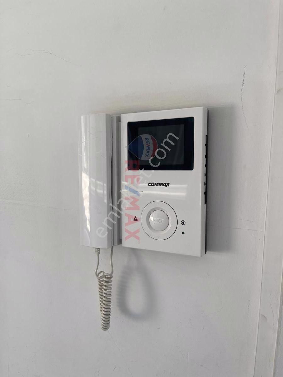 Birlik Mahallesinde 6 Katlı, 2357 M² Kapalı Kullanım Alanına Sahip Satılık Bina - Görsel 6