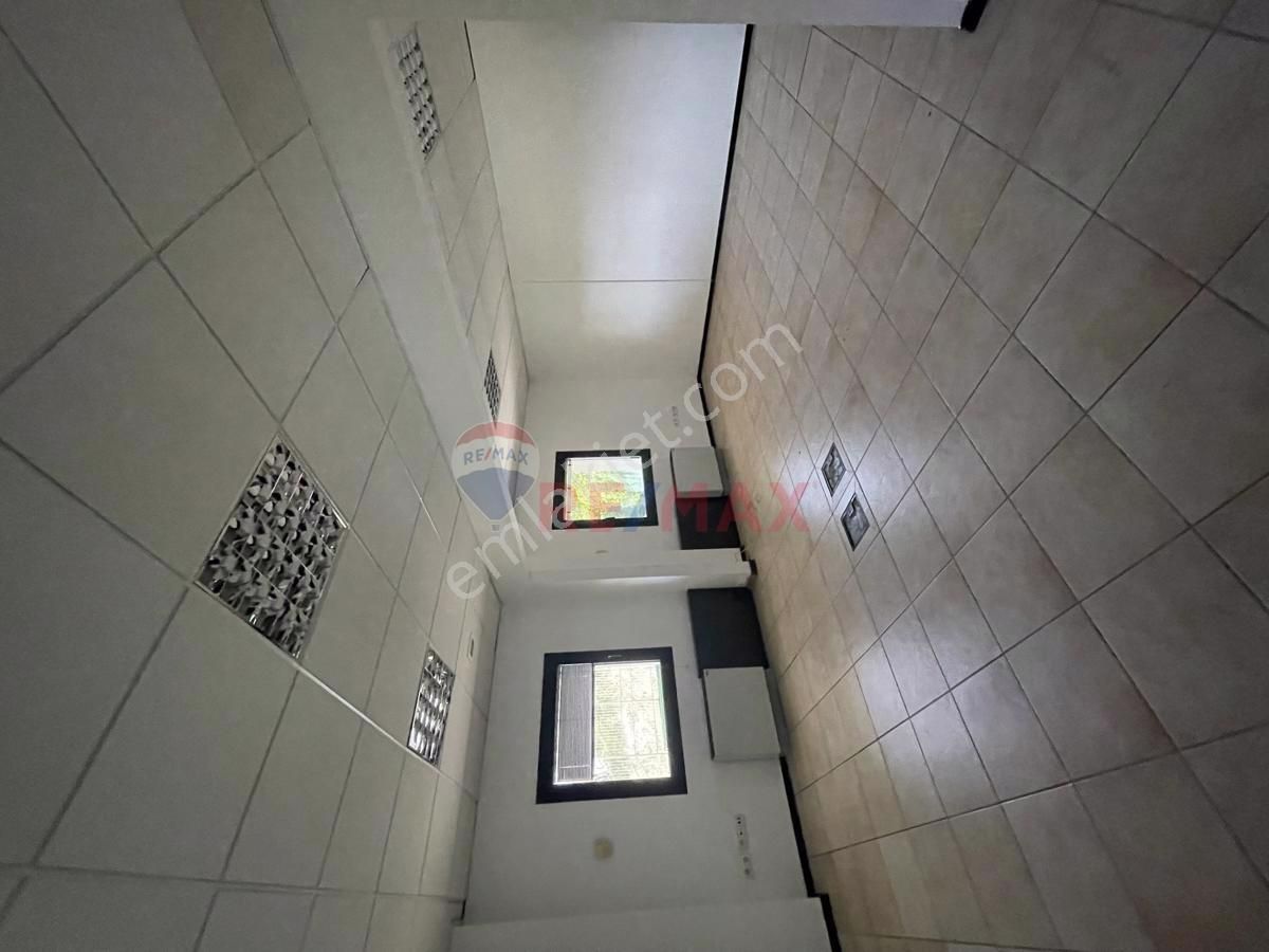 Birlik Mahallesinde 6 Katlı, 2357 M² Kapalı Kullanım Alanına Sahip Satılık Bina - Görsel 23