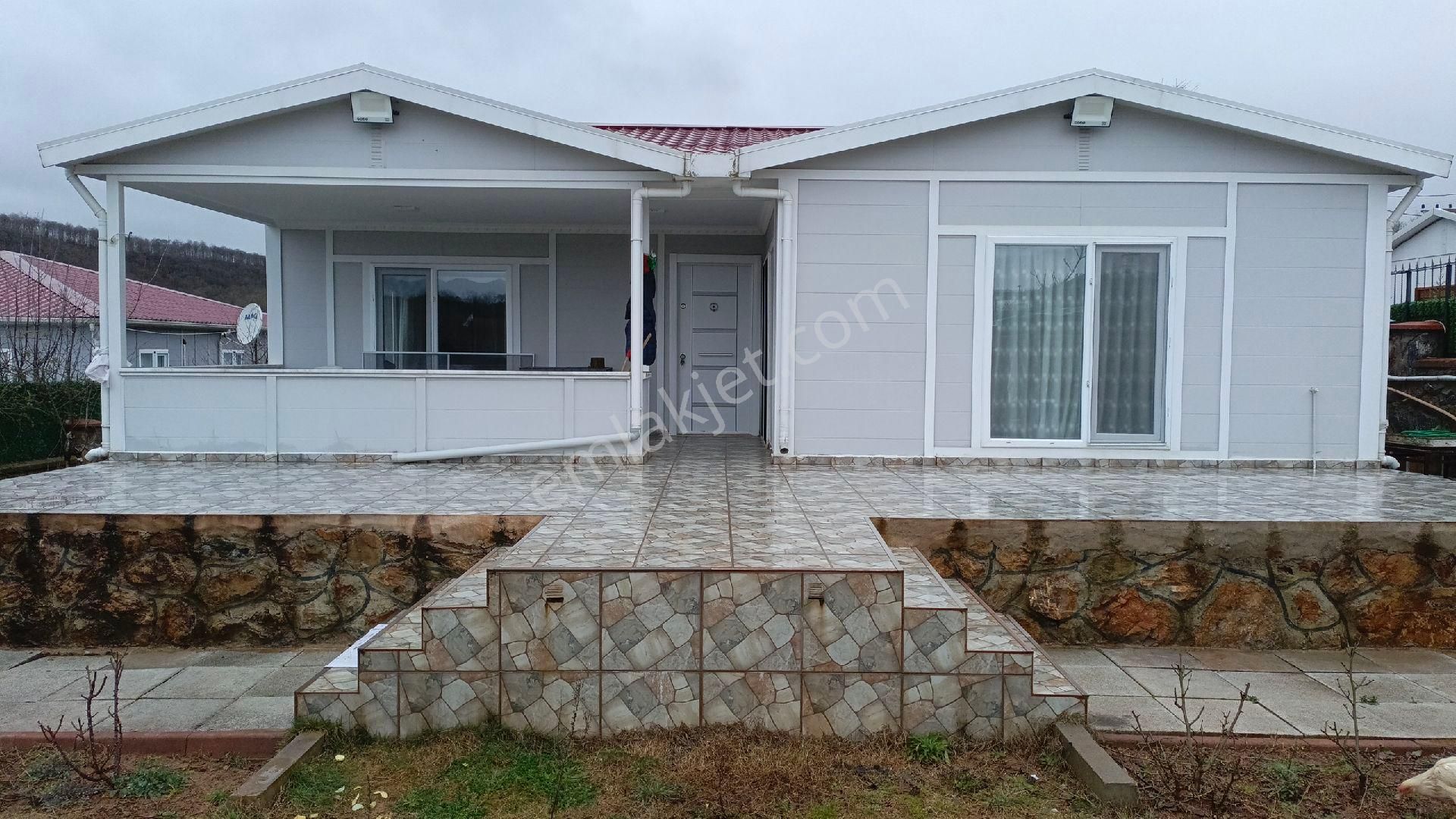 Gebze Ovacık Satılık Villa Gebze Ovacık Mah Acil Satılık 2+1 Müstakil Bina Ve 1.161 M2 Arsası