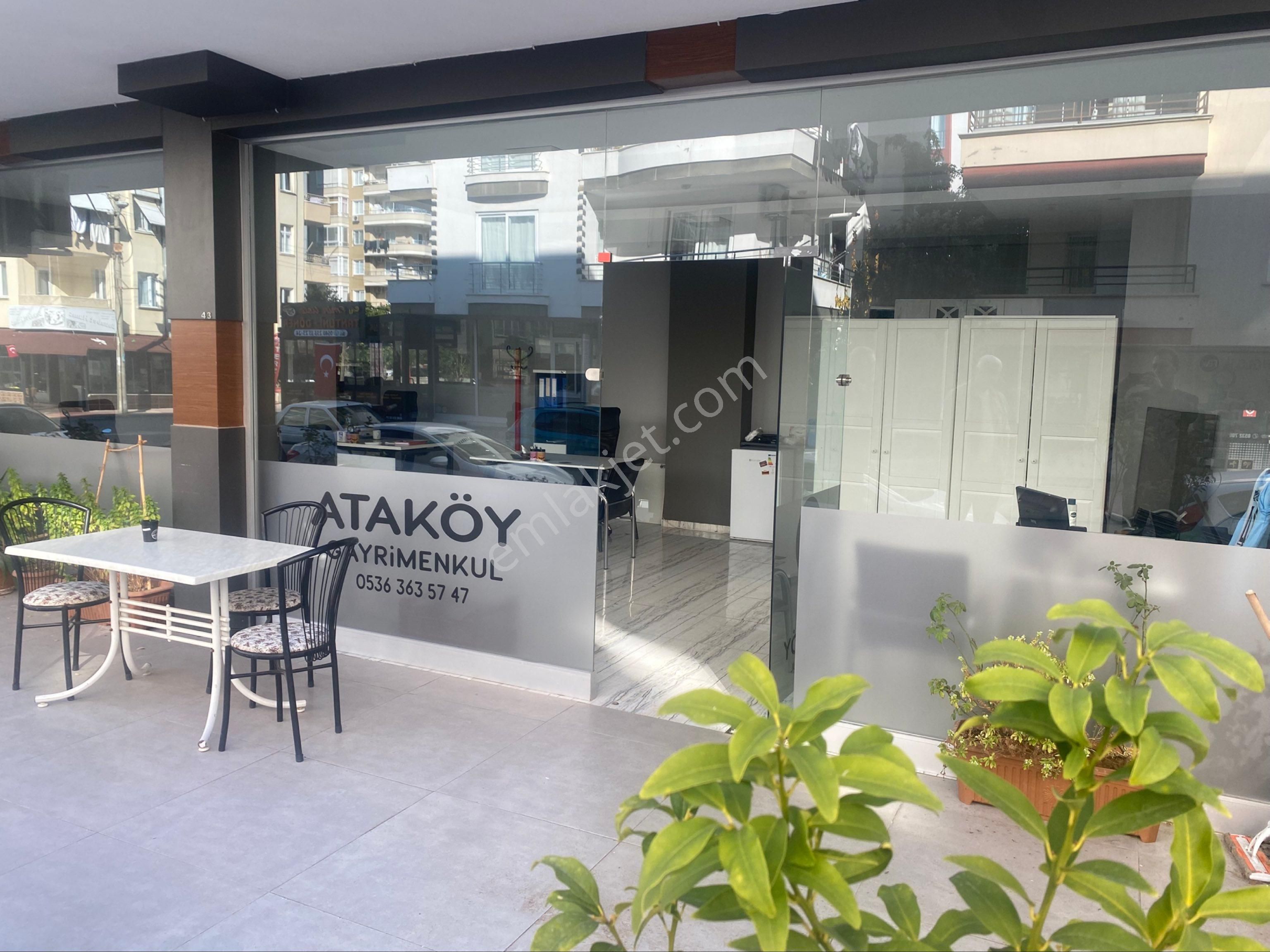 Ataköy Gayrimenkulden Satılık Dükkan - Görsel 3