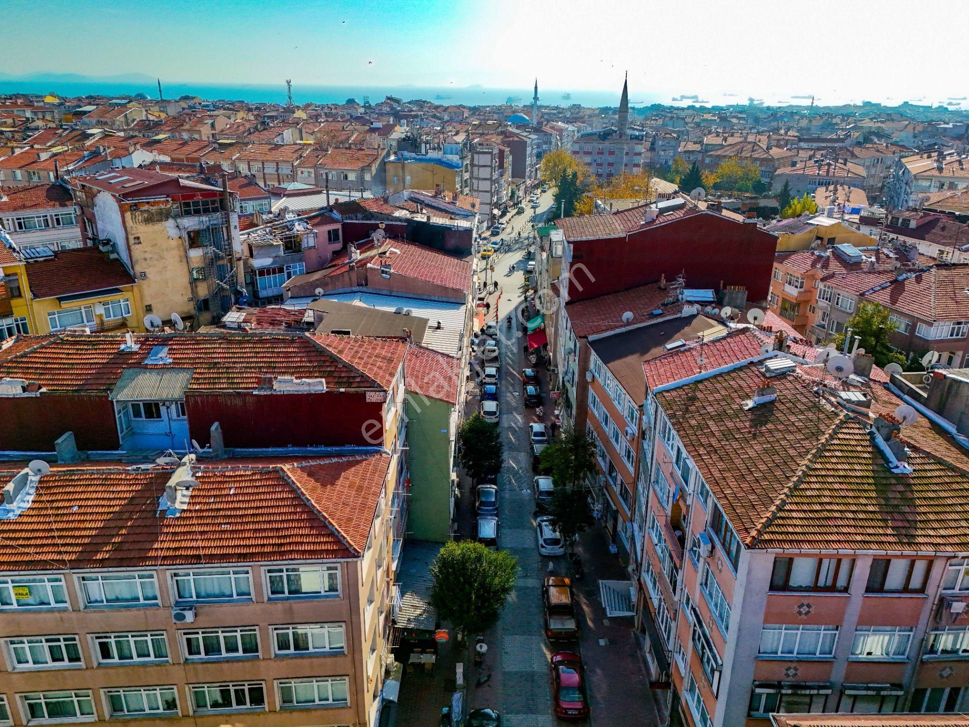 Fatih Şehreminide Satılık 2 Bina, Merkezi Konum, Yatırım Fırsatı - Görsel 12