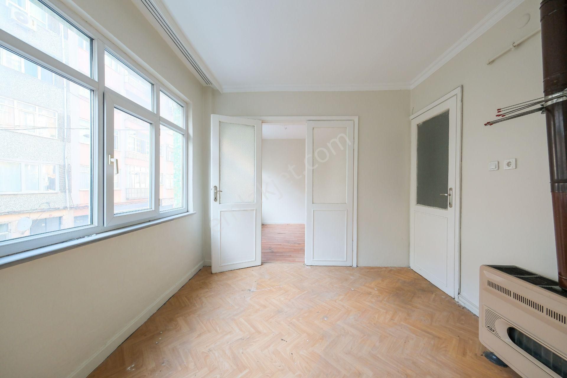 Fatih Şehreminide Satılık 2 Bina, Merkezi Konum, Yatırım Fırsatı - Görsel 27