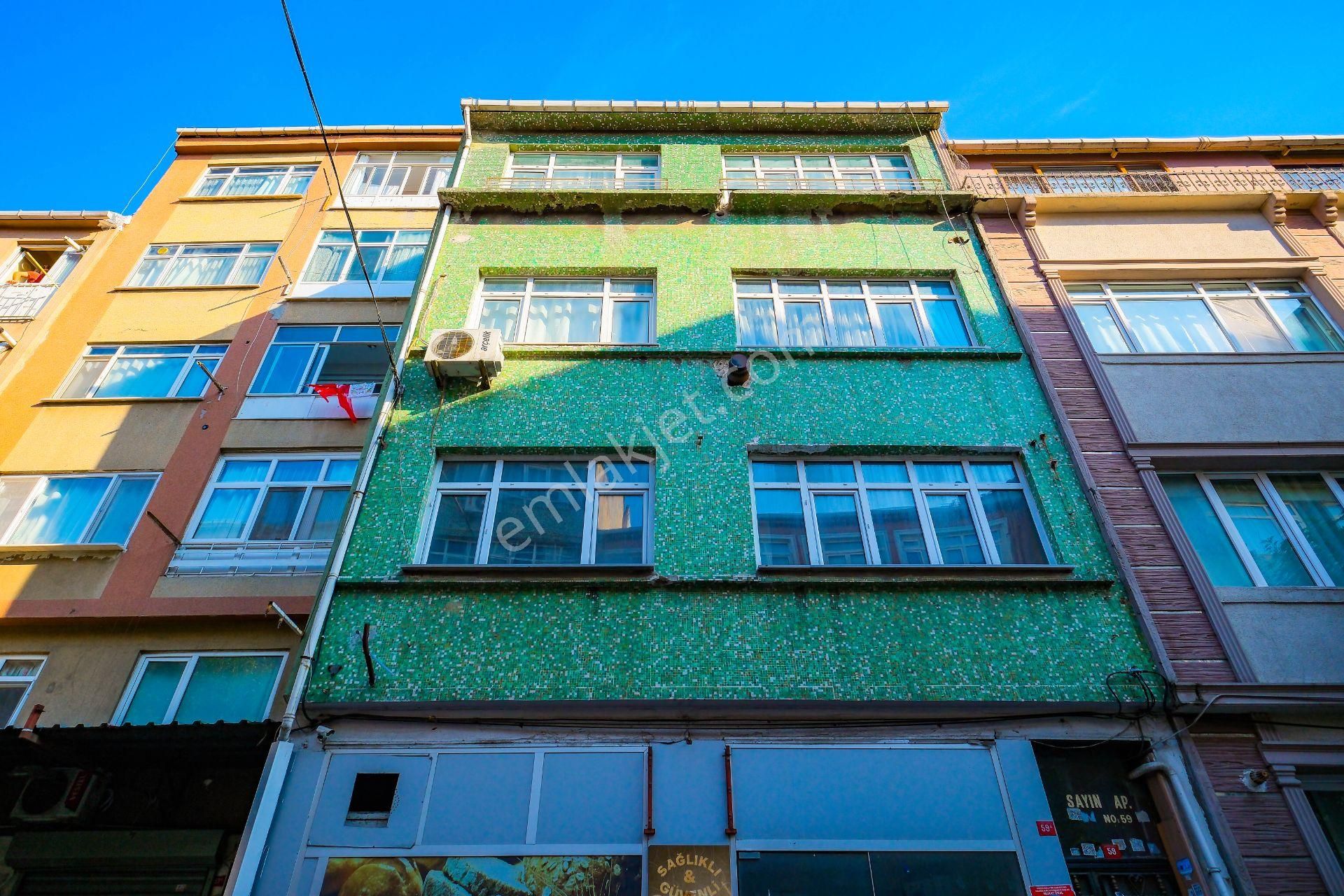 Fatih Şehreminide Satılık 2 Bina, Merkezi Konum, Yatırım Fırsatı - Görsel 24