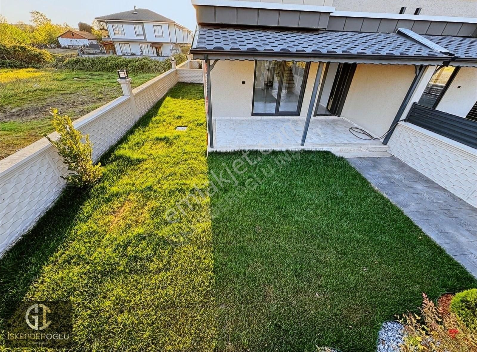 &karasu'da Müstakil Bahçeli Merkezi Lokasyonda 3+1 Fırsat Villa& - Görsel 5