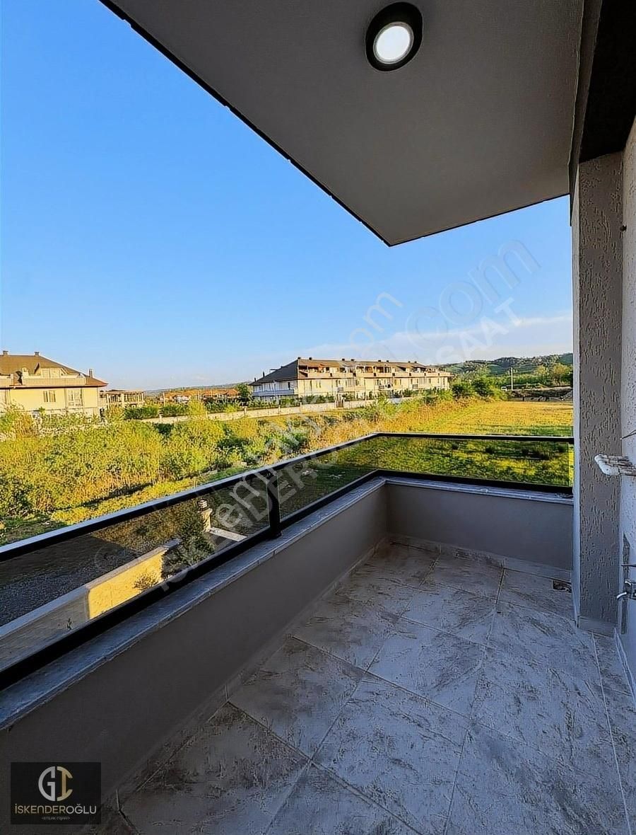 &karasu'da Müstakil Bahçeli Merkezi Lokasyonda 3+1 Fırsat Villa& - Görsel 25