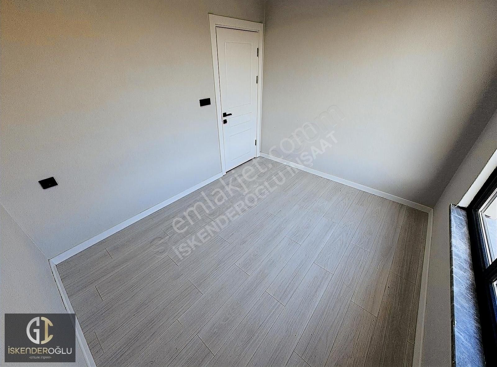 &karasu'da Müstakil Bahçeli Merkezi Lokasyonda 3+1 Fırsat Villa& - Görsel 29