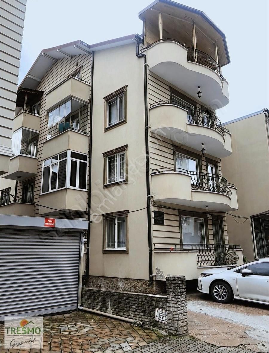 İzmit Yenişehir Kiralık Daire İzmit Yenişehir Mahallesinde 1+1 Kiralık Daire