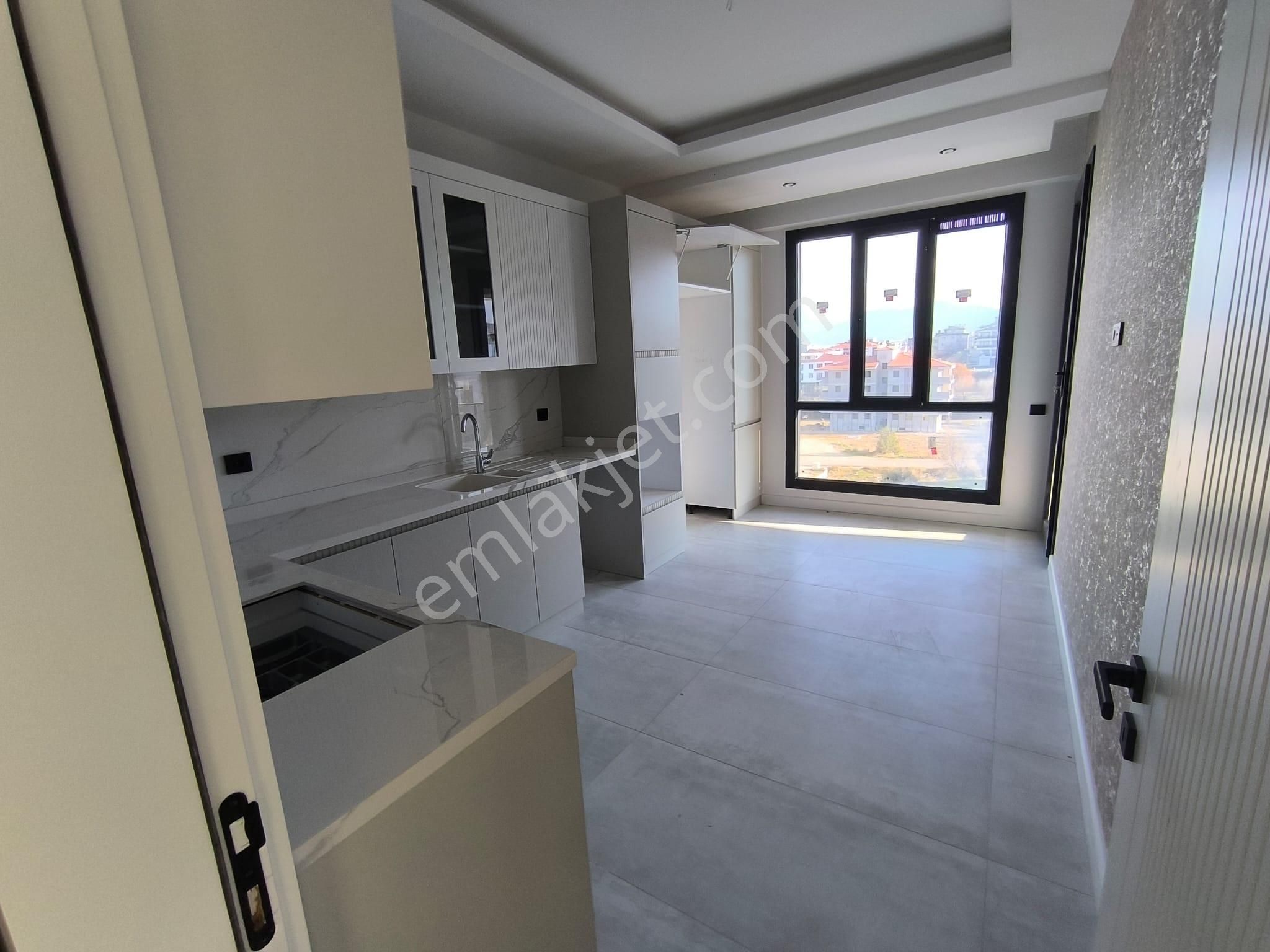 Lobby Fortisten Şemikler'de 150 M2 Satılık 3+1 Sıfır Lüks Daire