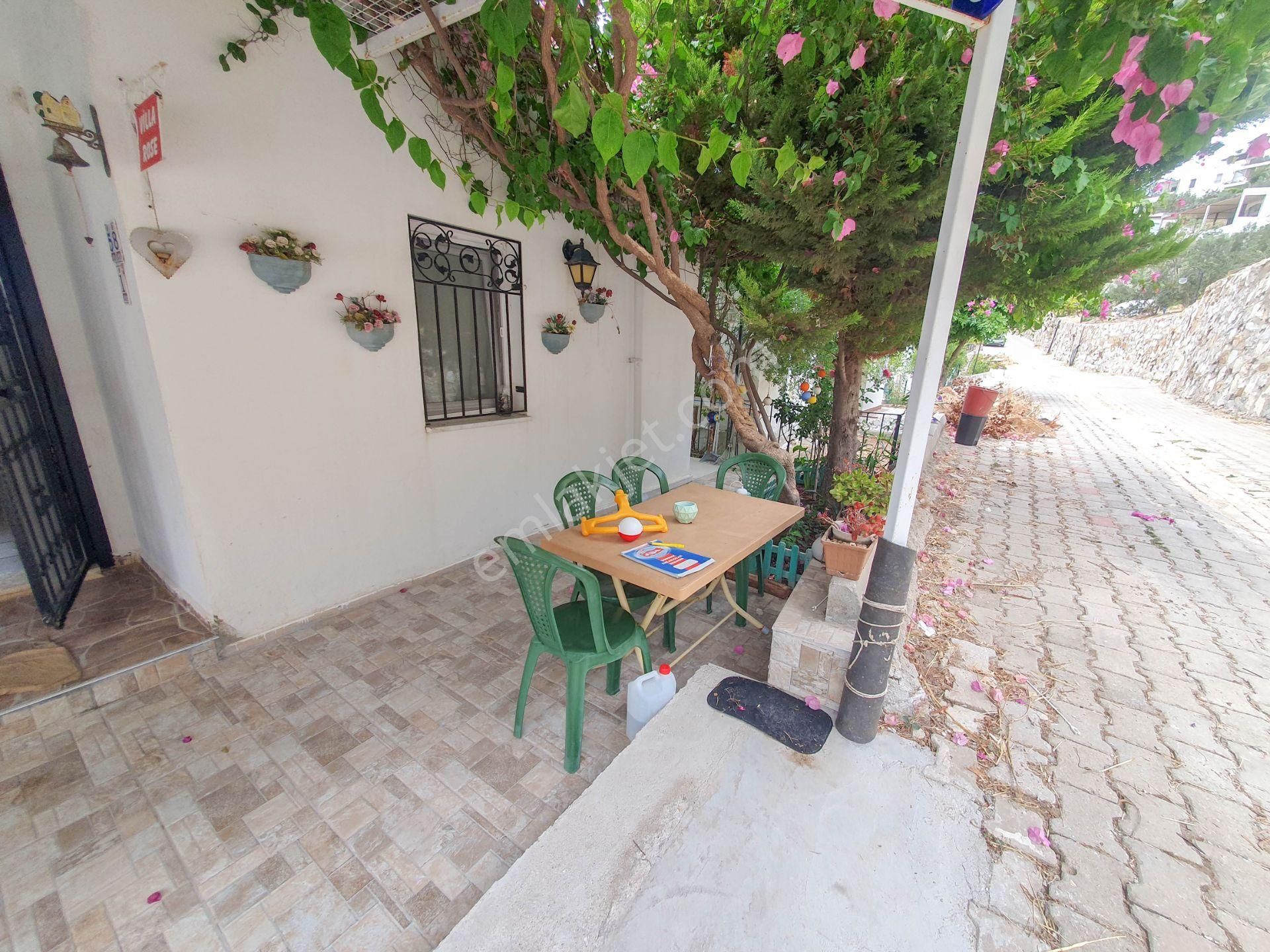Bodrum Gümüşlük'te Satılık Harika Manzaralı Site İçi 3+1 Villa - Görsel 6