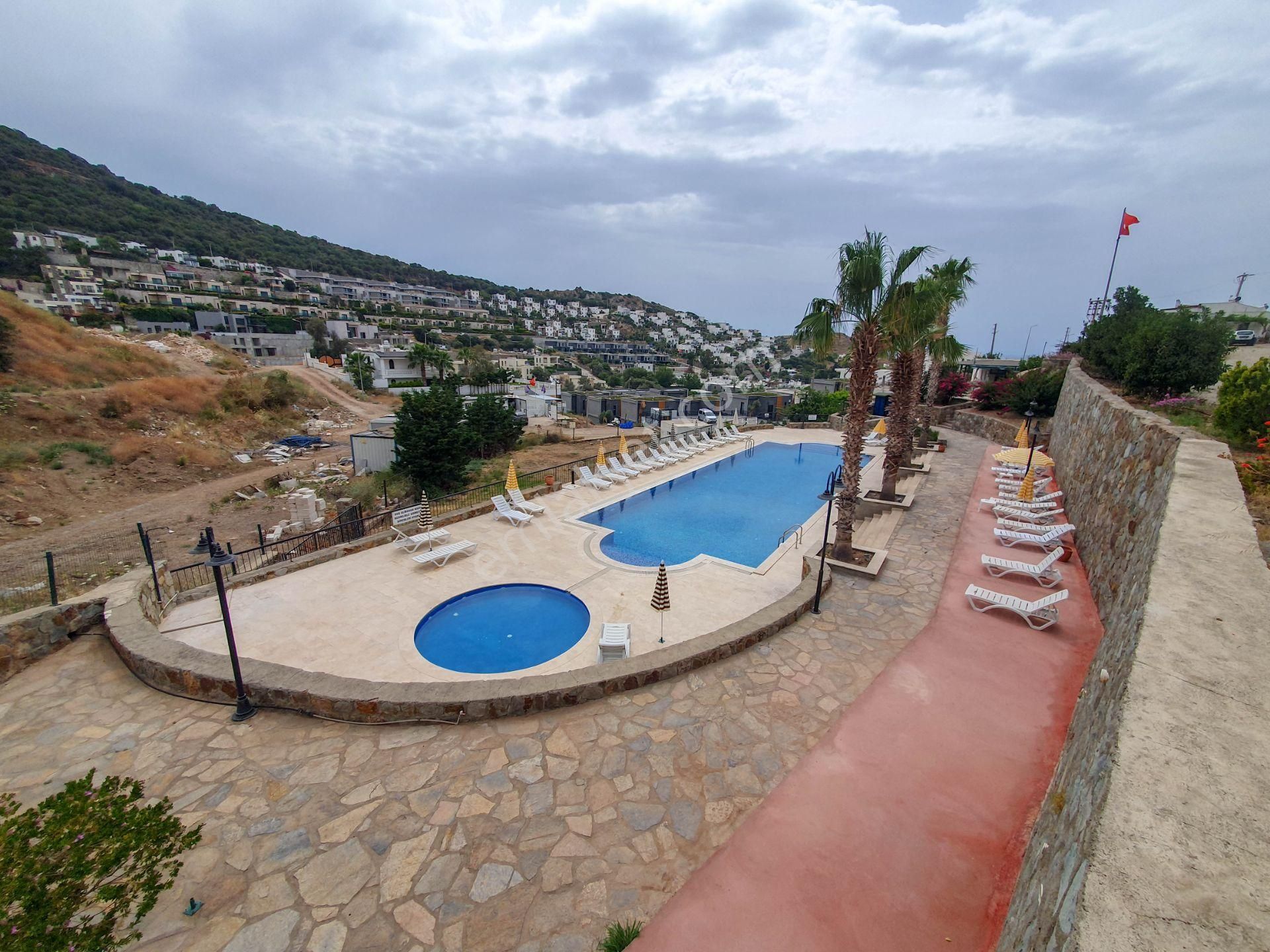 Bodrum Gümüşlük'te Satılık Harika Manzaralı Site İçi 3+1 Villa - Görsel 33