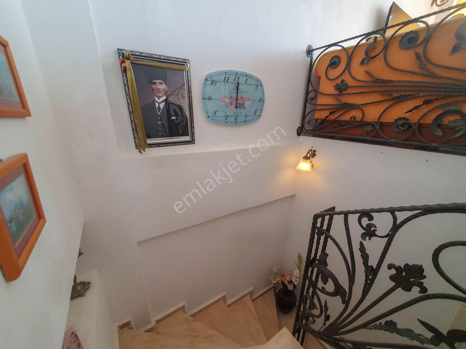 Bodrum Gümüşlük'te Satılık Harika Manzaralı Site İçi 3+1 Villa - Görsel 14