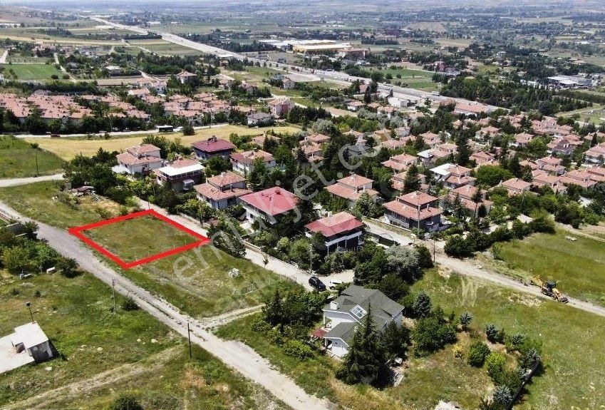 Kahramankazan Yıldırımbeyazıt Satılık Konut İmarlı Petek Emlak Tan Kazan'a Girişte Sağda 500m2 3 Kat İmarlı Manzaralı Çift Yol Cepheli Arsa