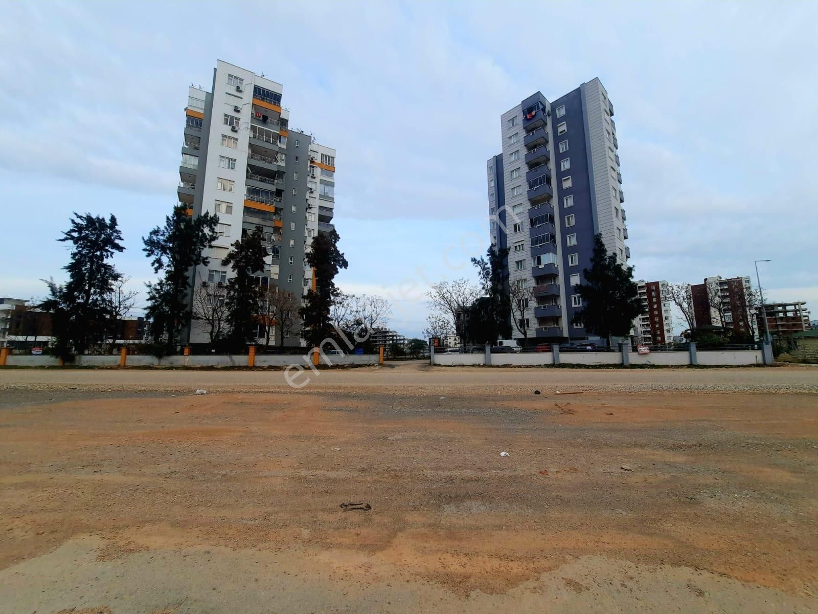 Aksu Altıntaş Satılık Daire Aksu Altıntaş Mavişehir Sitesi En Uygun 1+1 Daire