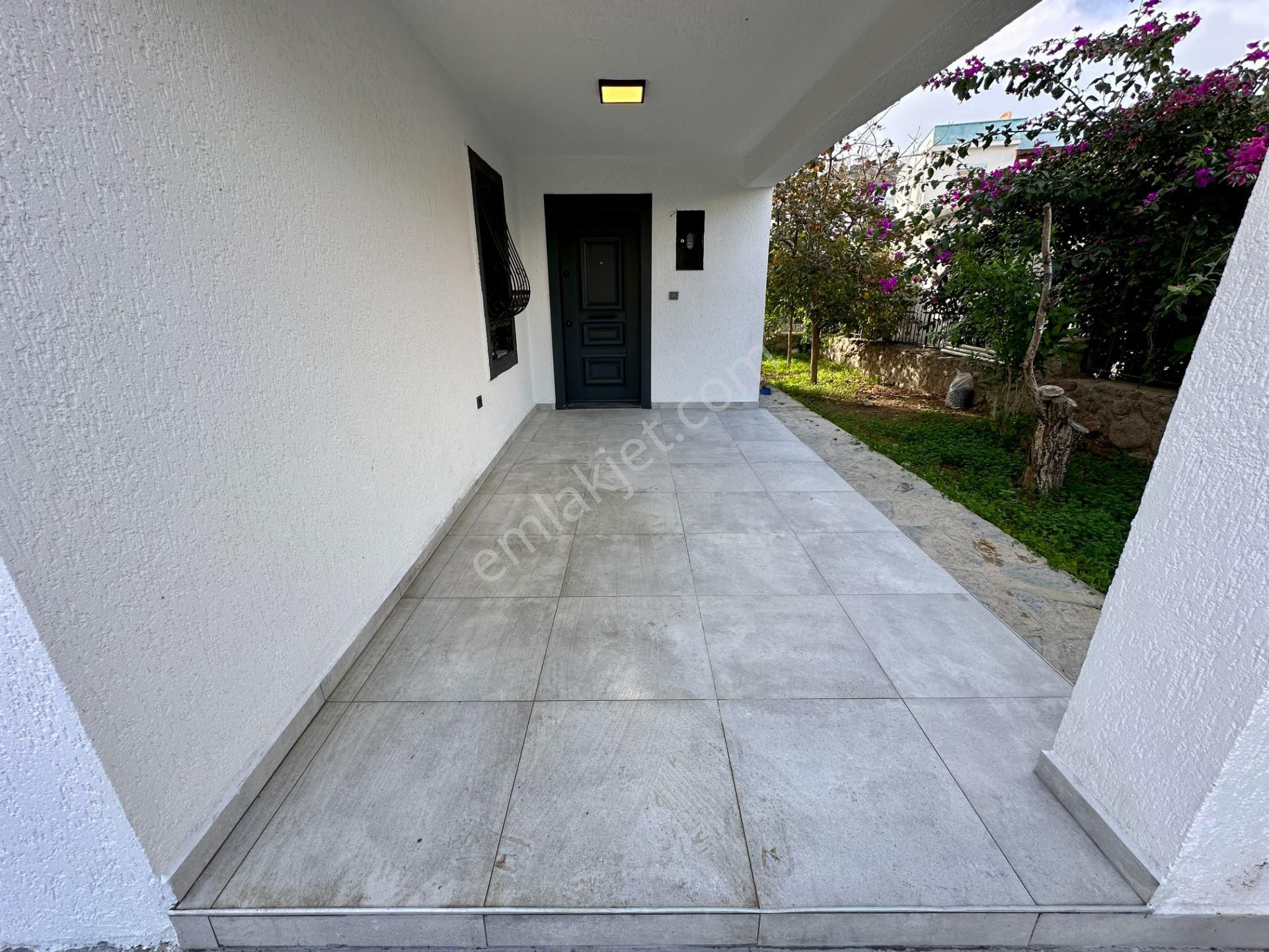 Bodrum Akyarlar'da Satılık Müstakil Bahçeli Site İçi 3+1 Villa - Görsel 10