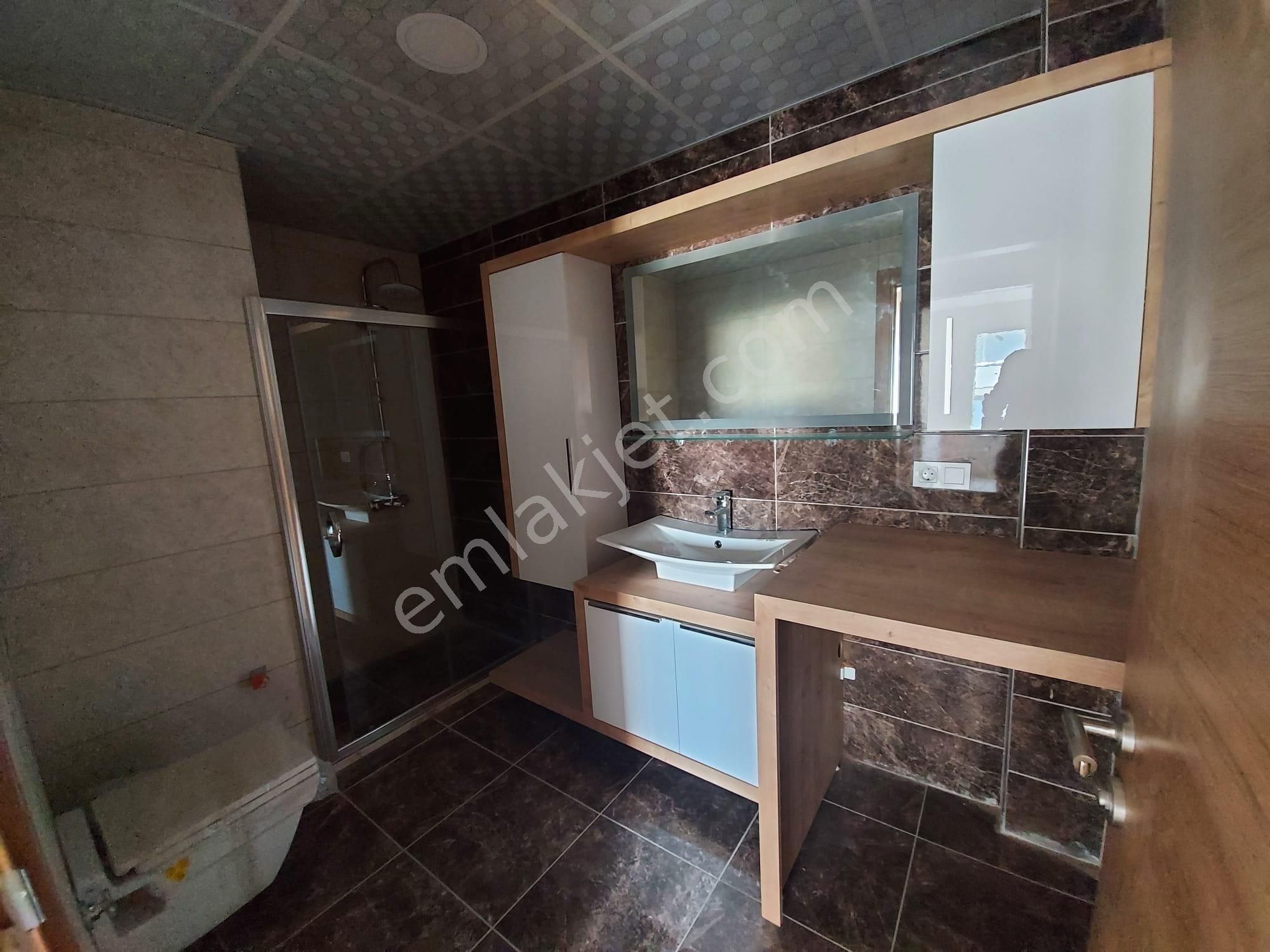 Nezih Bir Sitede 2+1 Satılık Daire - Görsel 10