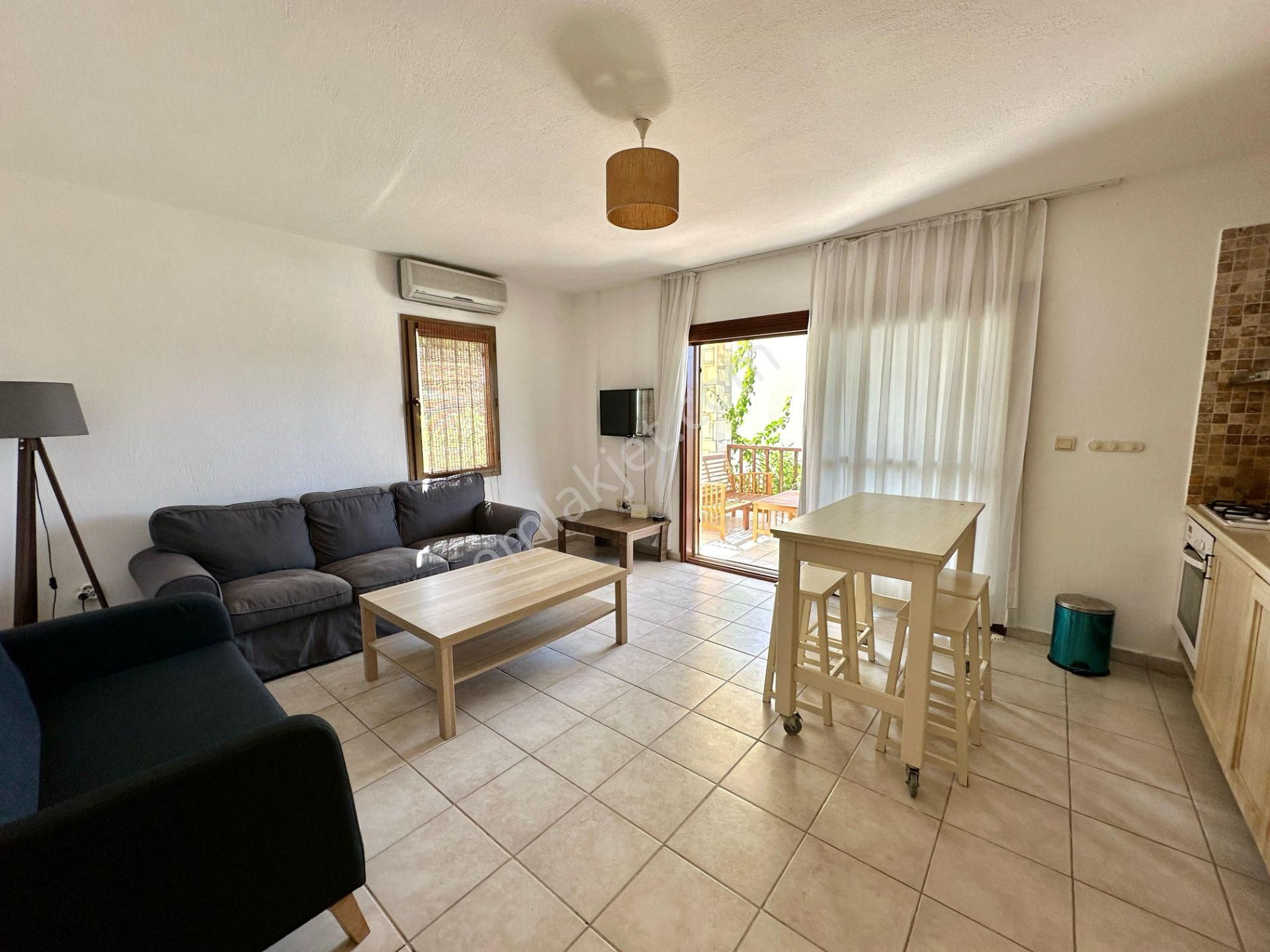 Bodrum Yalıkavak'ta Denize Çok Yakın Manzaralı 3+1 Bahçe Katı - Görsel 15