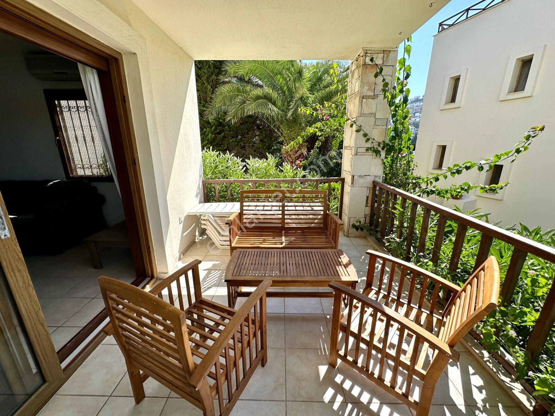 Bodrum Yalıkavak'ta Denize Çok Yakın Manzaralı 3+1 Bahçe Katı - Görsel 26