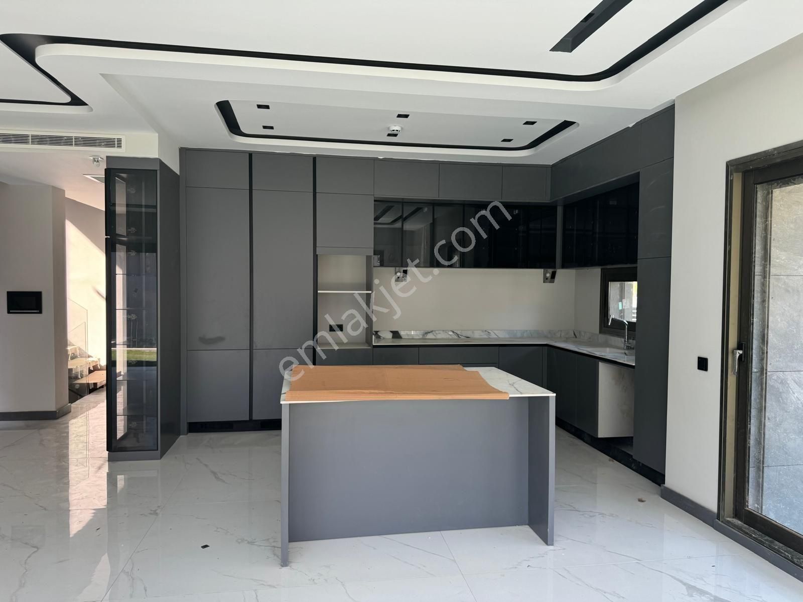 Özel Havuzlu 4+1 Satılık Villa - Görsel 5