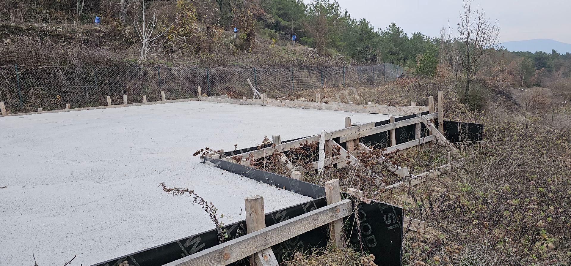 Taraklı Muhtumlarda Bahçe Temel Betonu Atılmiş - Görsel 22