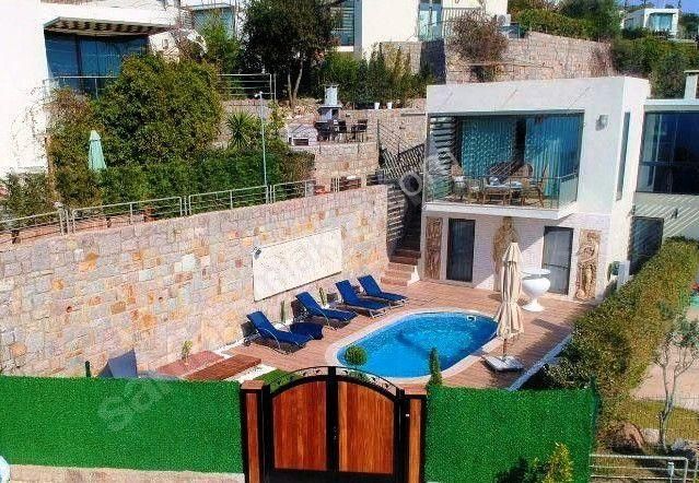 Bodrum Geriş Satılık Villa Bodrum Yalıkavak Gerişte Özel Havuzlu, Manzaralı 3+1 Dubleks Villa