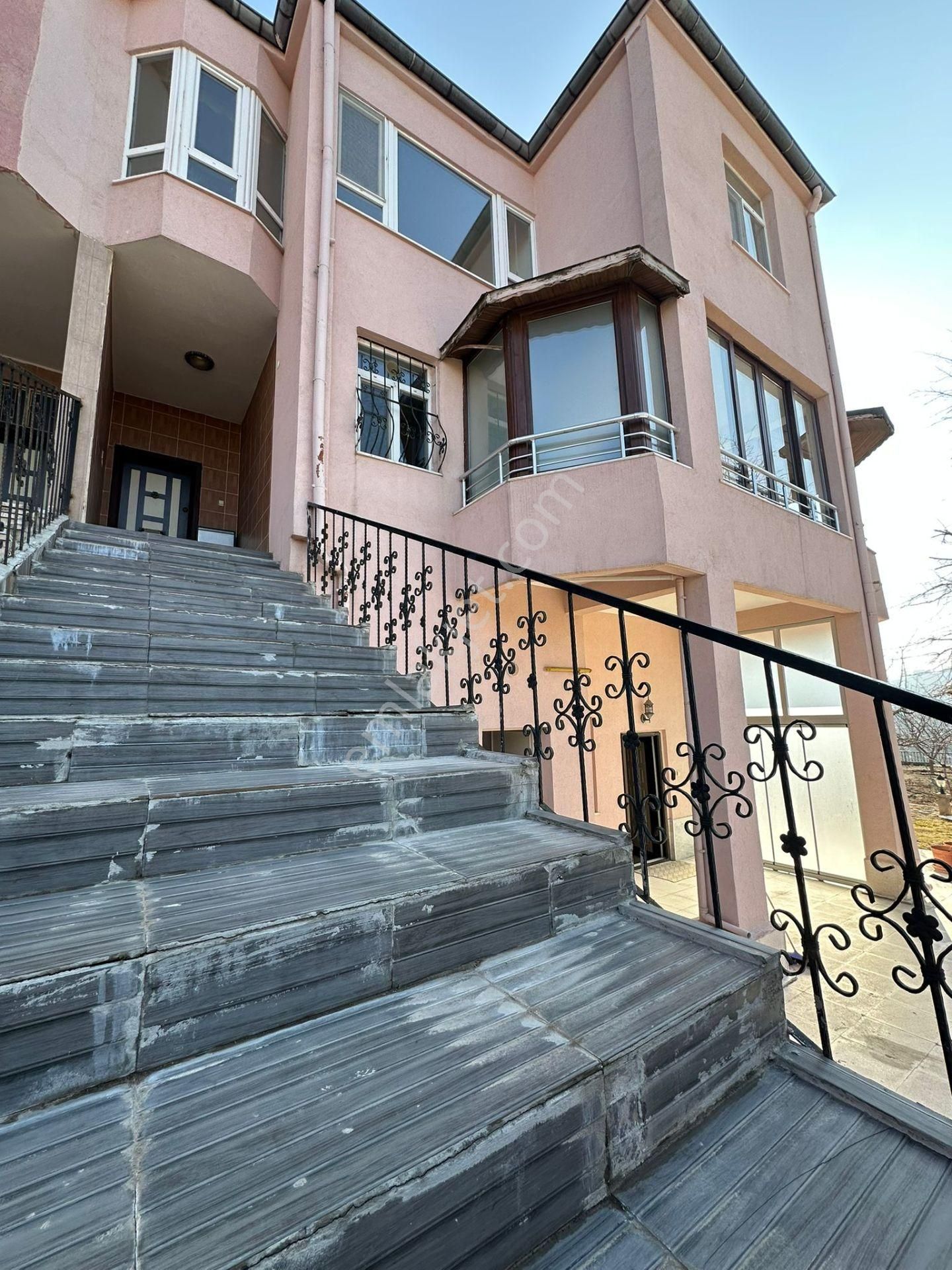 Çay Bağların'da 1000m2 İçerisinde 2 Katlı Villa+arsası - Görsel 19