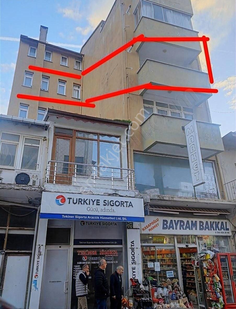 Cide Kasaba Satılık Daire Cide Çarşı Merkezde Geniş Satılık Daire