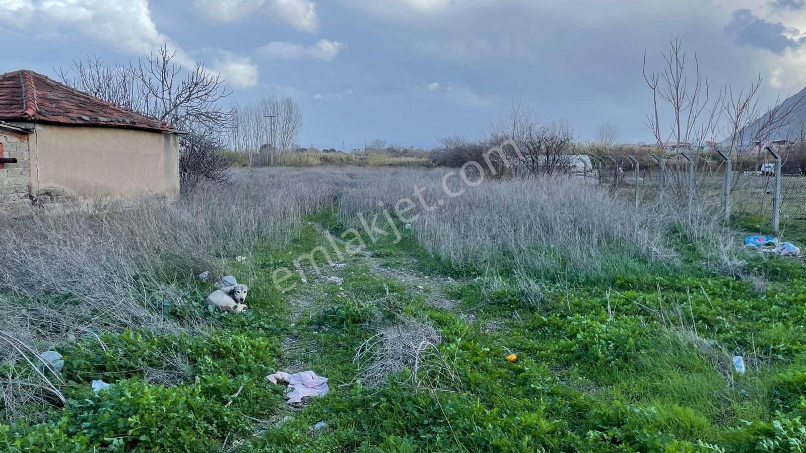 Yunusemre Barbaros Satılık Konut İmarlı Turpa Feyza Manisa Barbaros Mahallesinde Satılık 10 Kat İmarlı Arsa