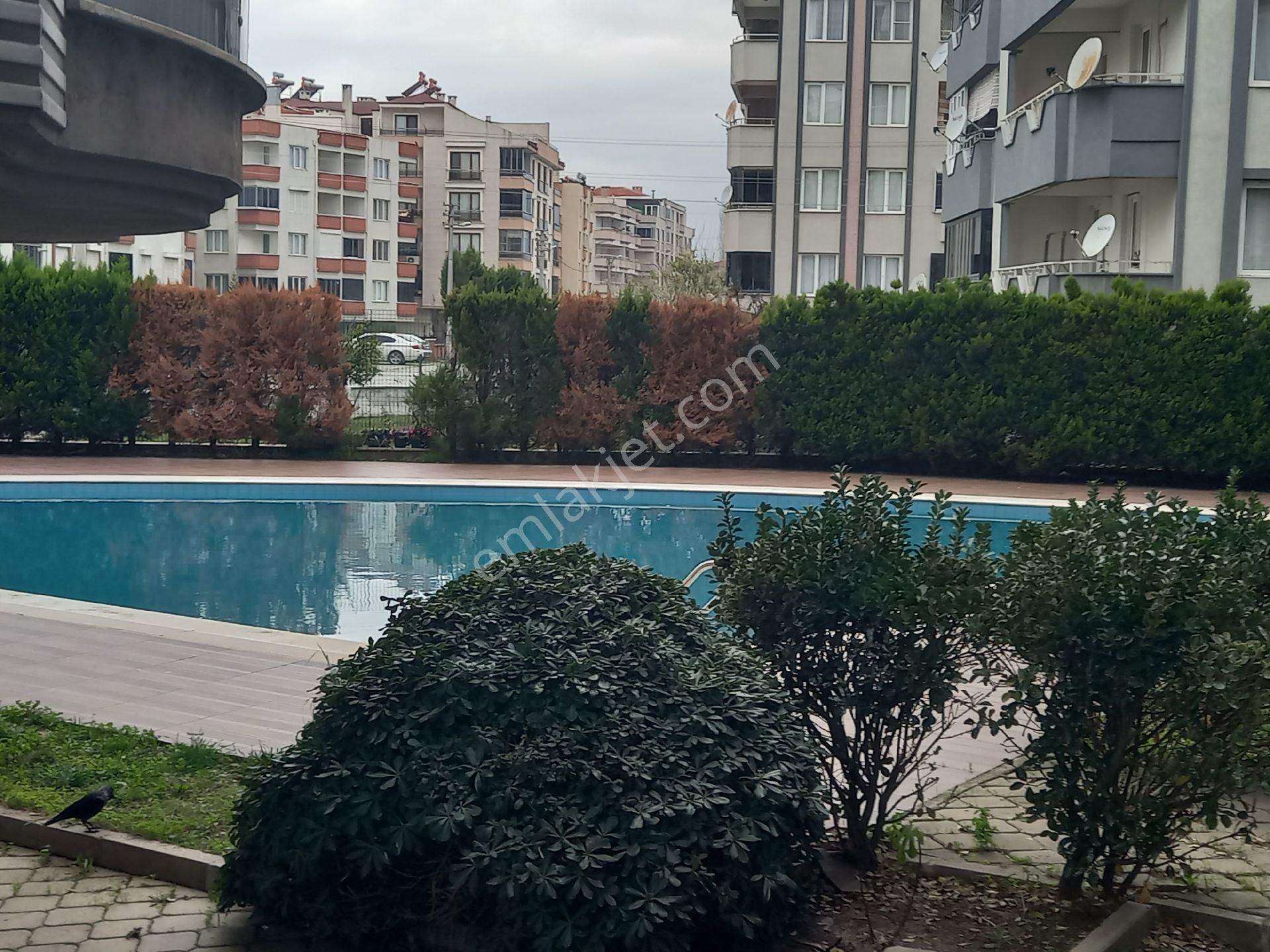 Edremit İkizçay Satılık Daire Kutal Emlak'tan İkizçay'da Havuzlu Sitede Satılık 2+1 Daire