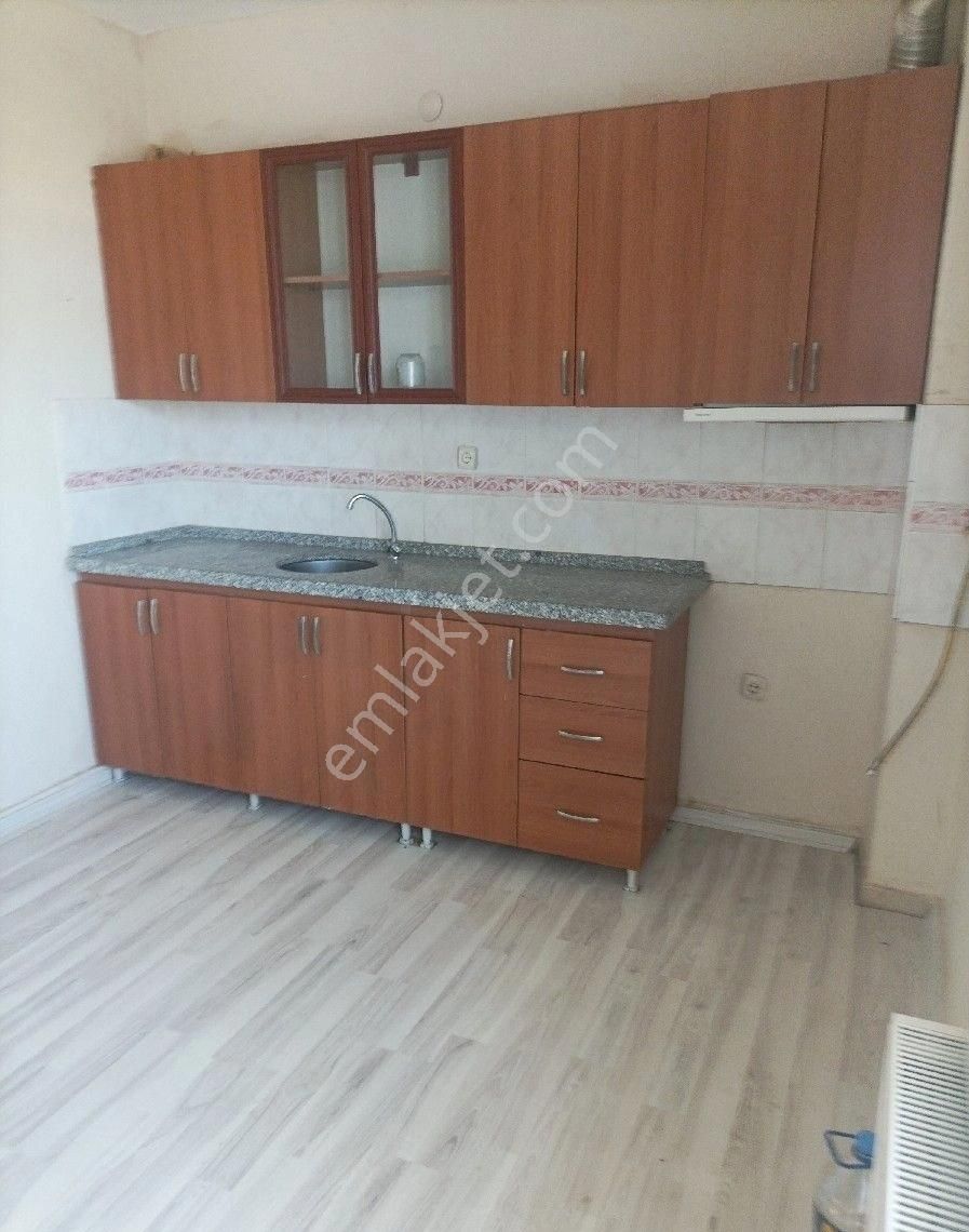 Polatlı Basrı Kiralık Daire Çalışkanlar Gayrmenkul'den Kiralık Bahçeli, Cami Ve Parka Yakın Daire.