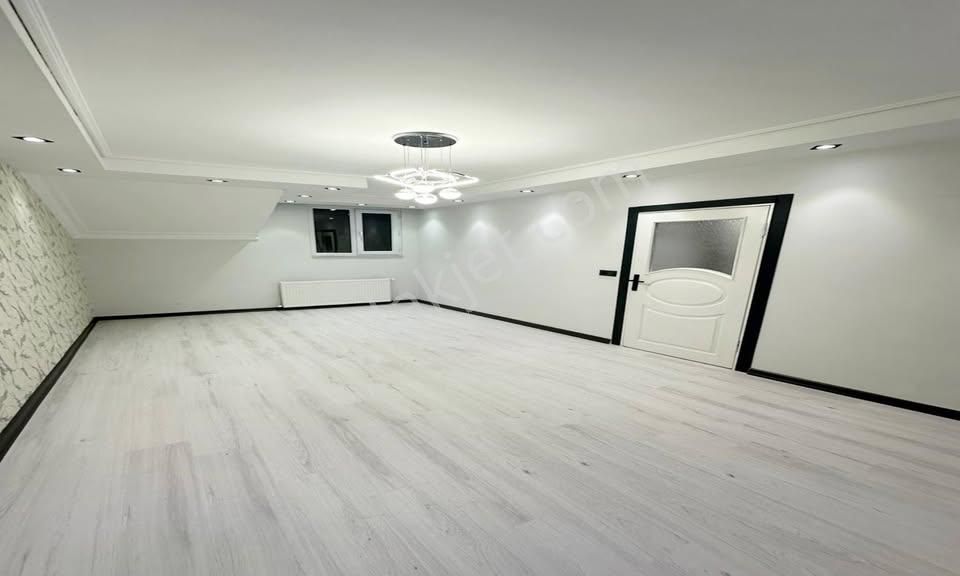 Esenyurt Talatpaşa Satılık Daire Özaktaş'tan 2+1 Düz Giriş 100 M2 İskanlı Daire